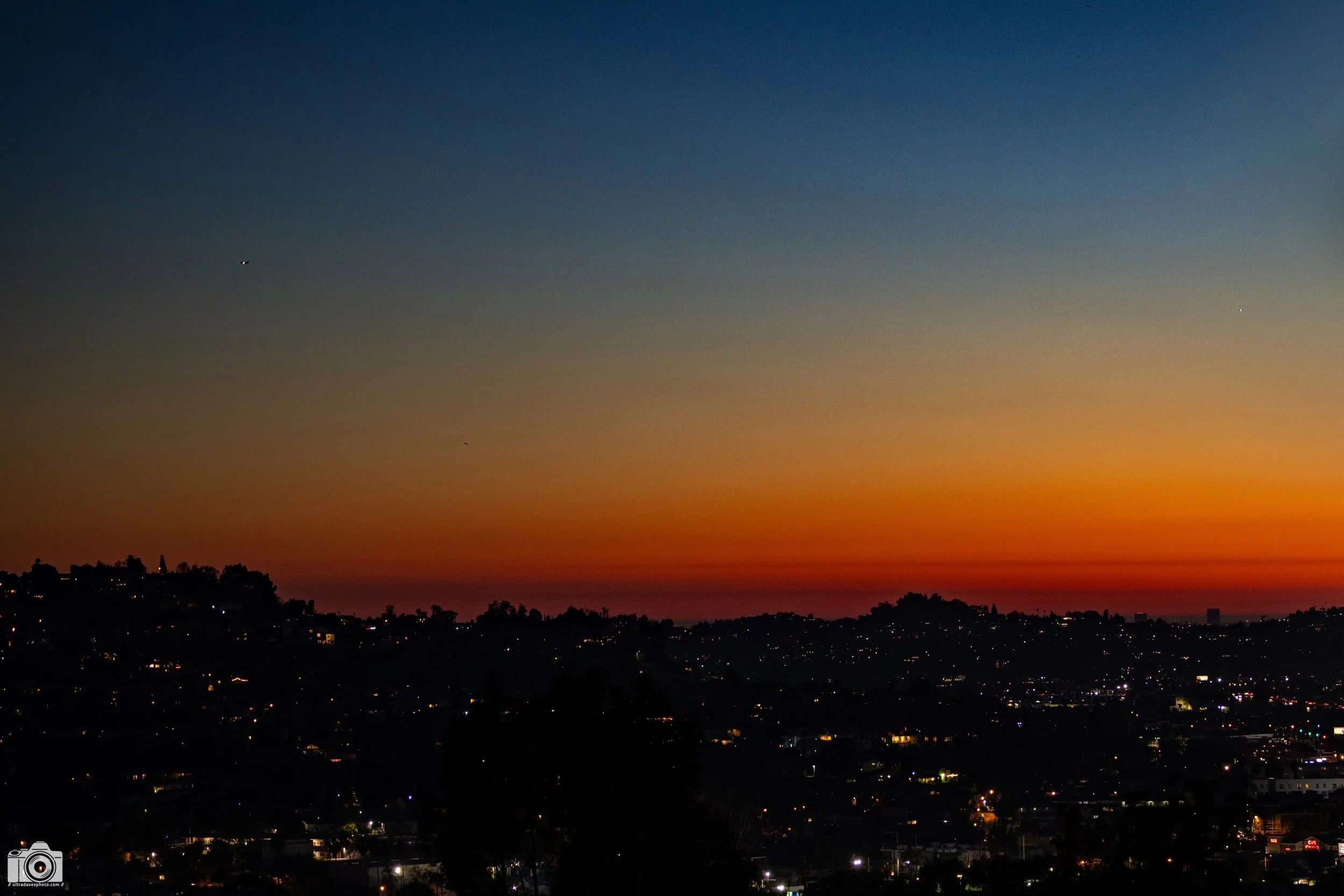 2025 - OXY Sunset.  Los Angeles, CA.  Shot with a Canon EOS R5 // RF 70-200mm f2.8L @ 70mm f2.8 ISO 800 - 1/50s. 