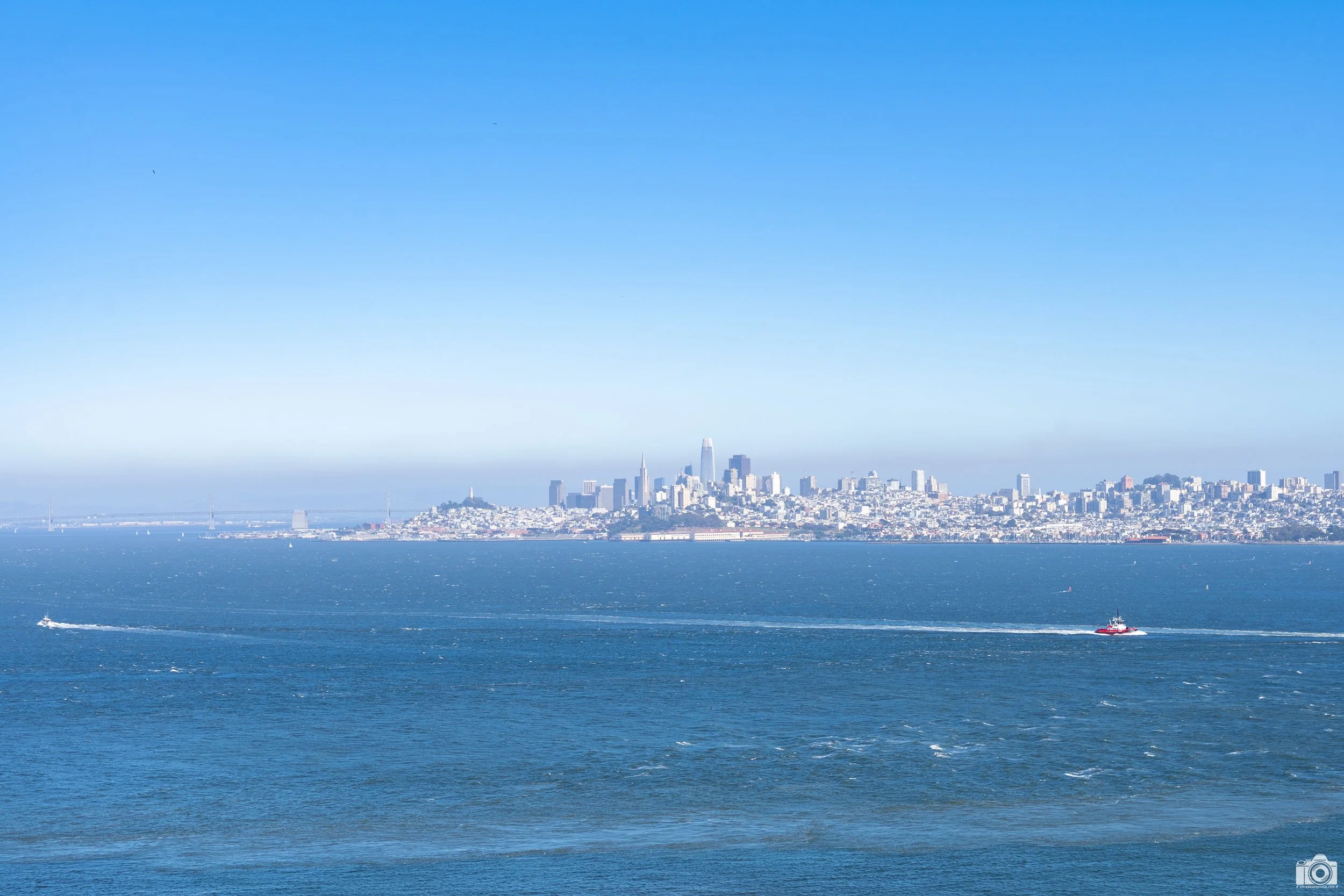 San Francisco, CA 2022.  The Turbulent Cityscape.  Shot taken with a Sony a7c // FE 28-60mm @ 60mm - ISO 100 - f/8 - 1/200s.