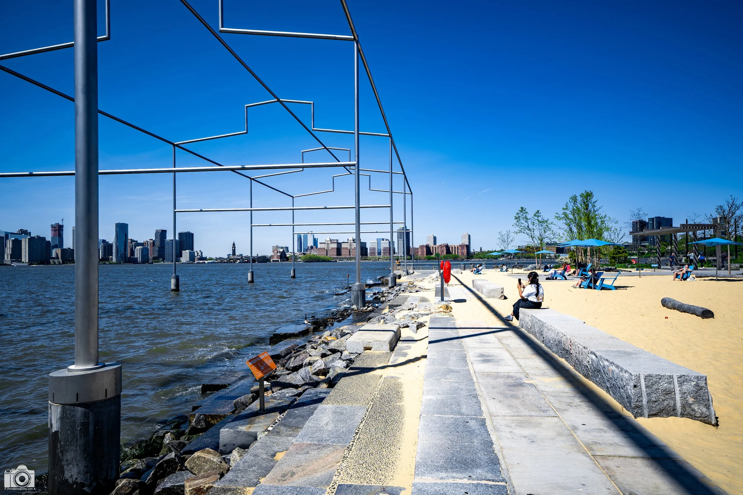 NYC 2025 - The View from the Sand Bluff.  Shot with a Sony a7c // 12-24mm G @ 24mm f/4 ISO 125 - 1/2000s.