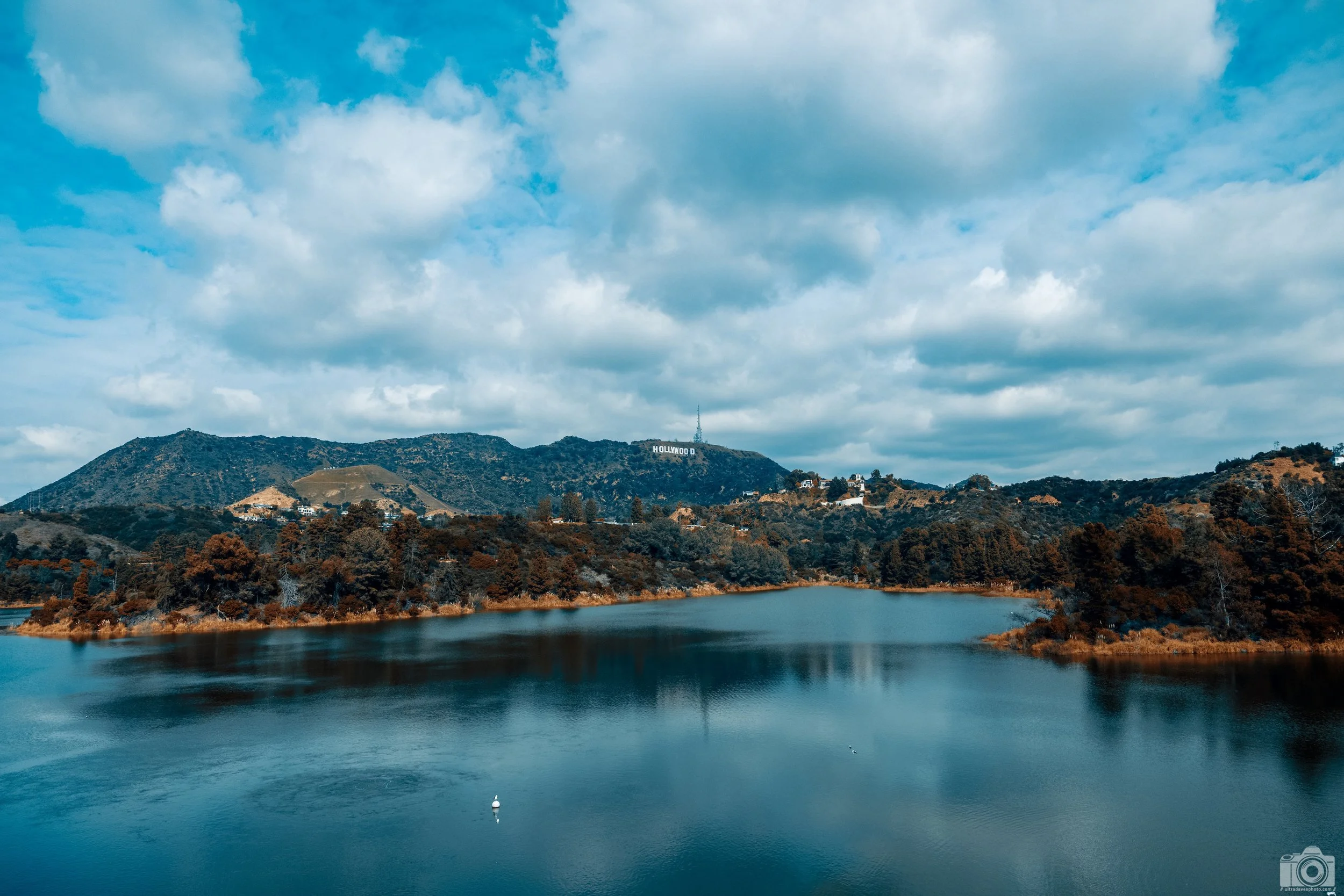 Lake Hollywood in Fall Fashion