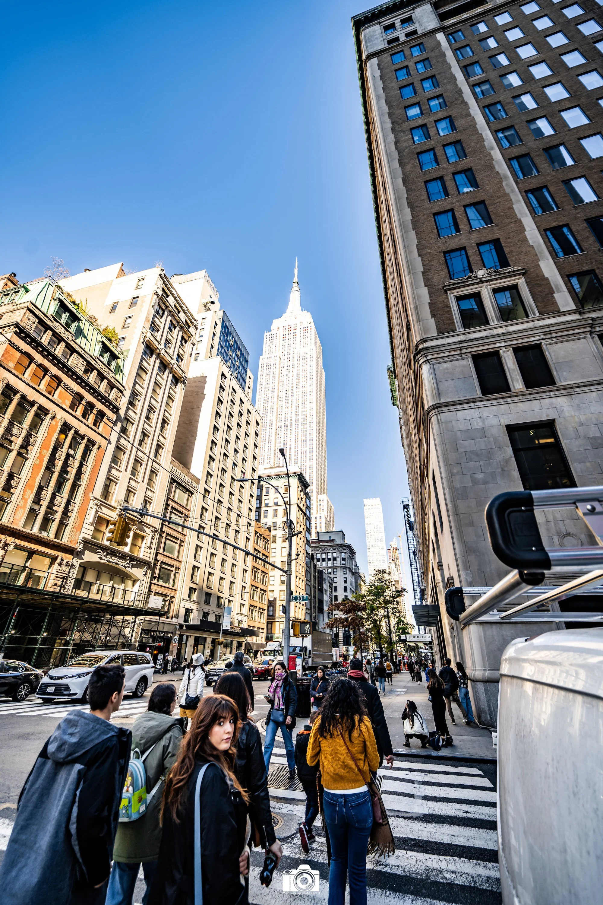 2024 - NYC.  The Empire March... Shot with a Sony a7c II // FE 12-24mm G @ 15mm f/4 ISO 100 - 1/400s.