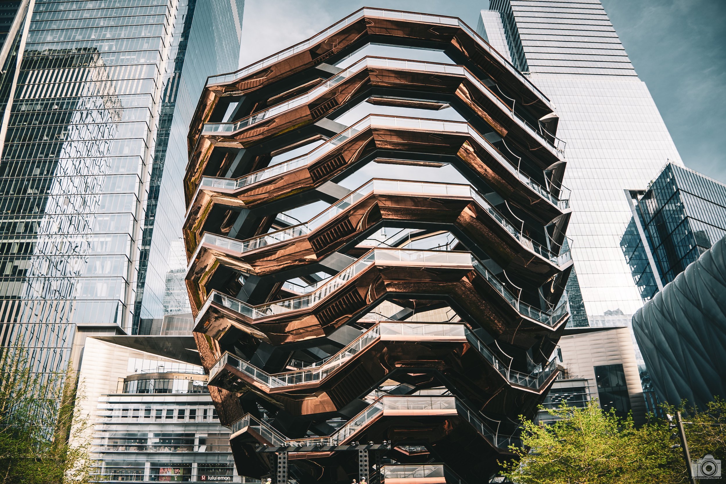 NYC 2025 - The Vessel in Hudson Yards, Manhattan, NY by British designer Thomas Heatherwick.  Shot with a Sony a7c // Tamron E 18-300mm @ 27mm f/4 ISO 125 - 1/640s.