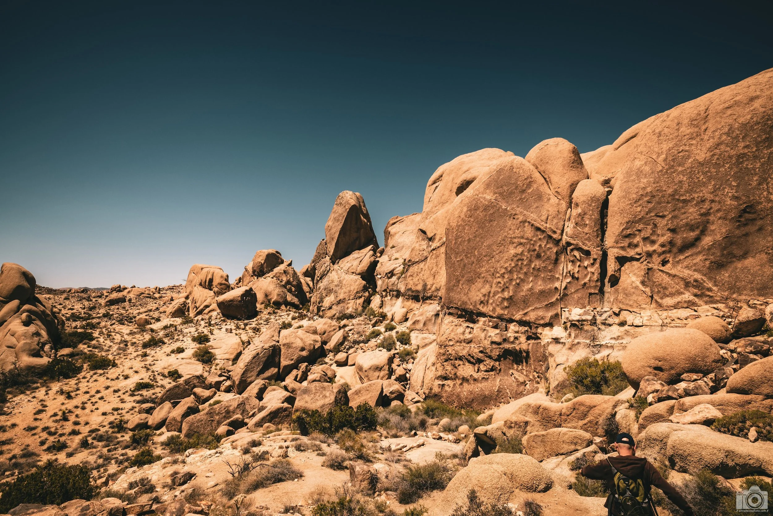 2025 - Hey that's my brother!  Had a blast with my younger brother and some friends on this last trip.  Shot with a Canon EOS R5 // RF 15-35mm @ 18mm f/11 ISO 100 - 1/250s.