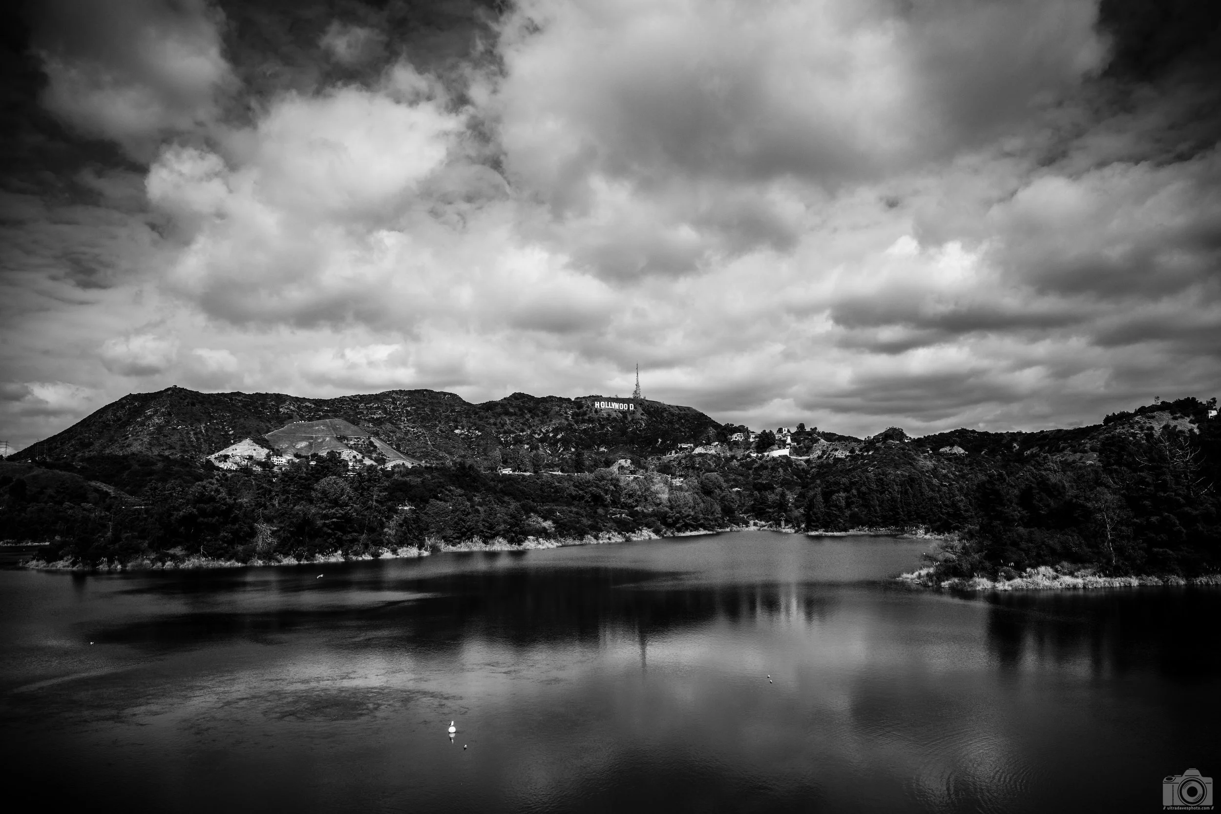 Lake Hollywood in B&W