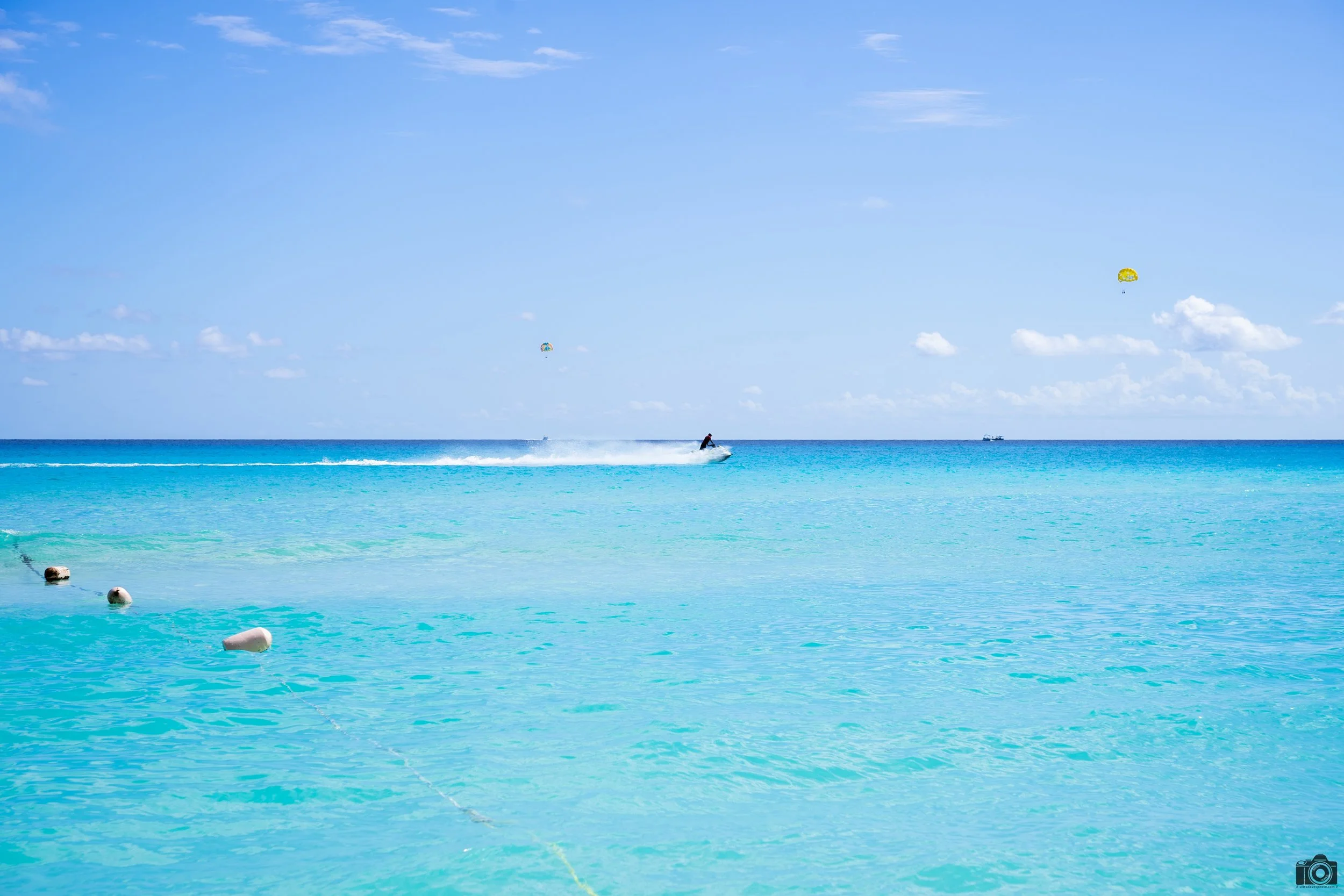 Riding on the Blue Green Sea...

Shot taken with a Sony a7C // Sigma E 28-70mm @ 67mm - F6.3 - ISO 64 - 1/640s.