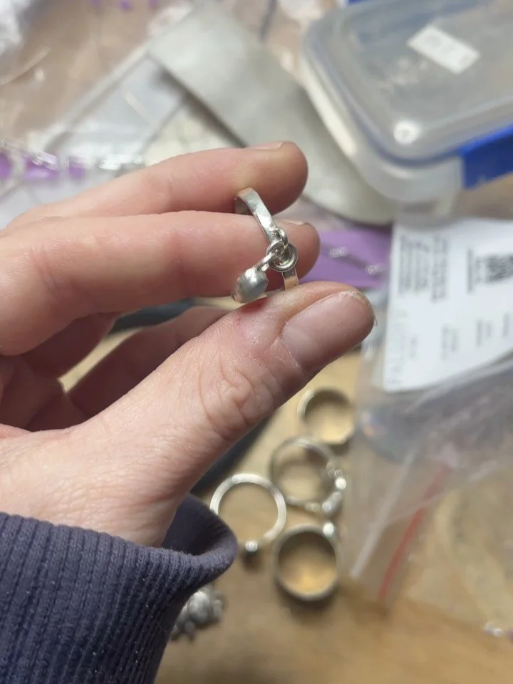 despite not making a sale in a while i continue to push through &amp; make as much as i can to try &amp; hone in my skills to be the best creator i can &mdash; thanks for all the support ☝️🥹 #silver #handmade #jewellery #gemstones #explorepage