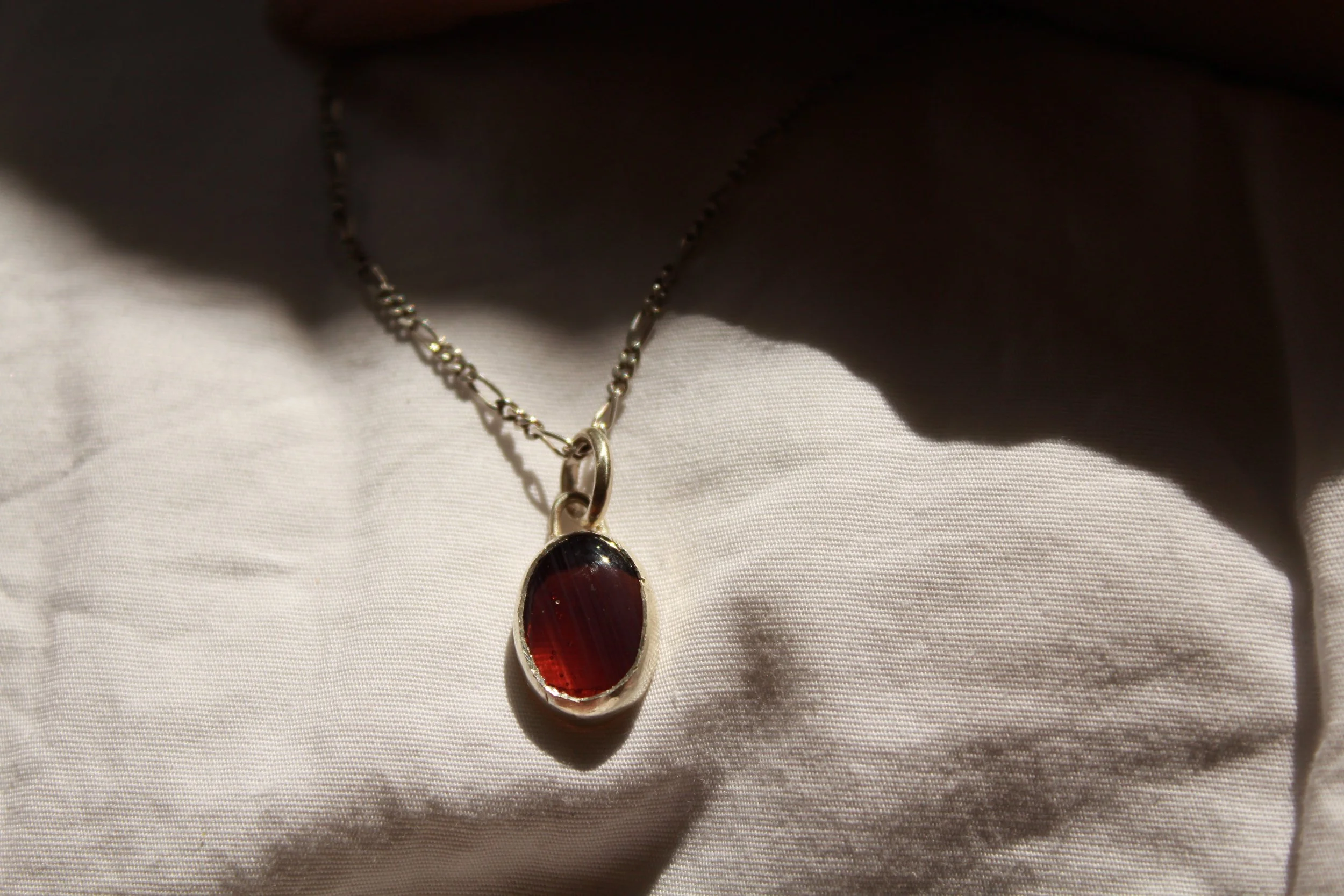 1 Ring Grape Pendant