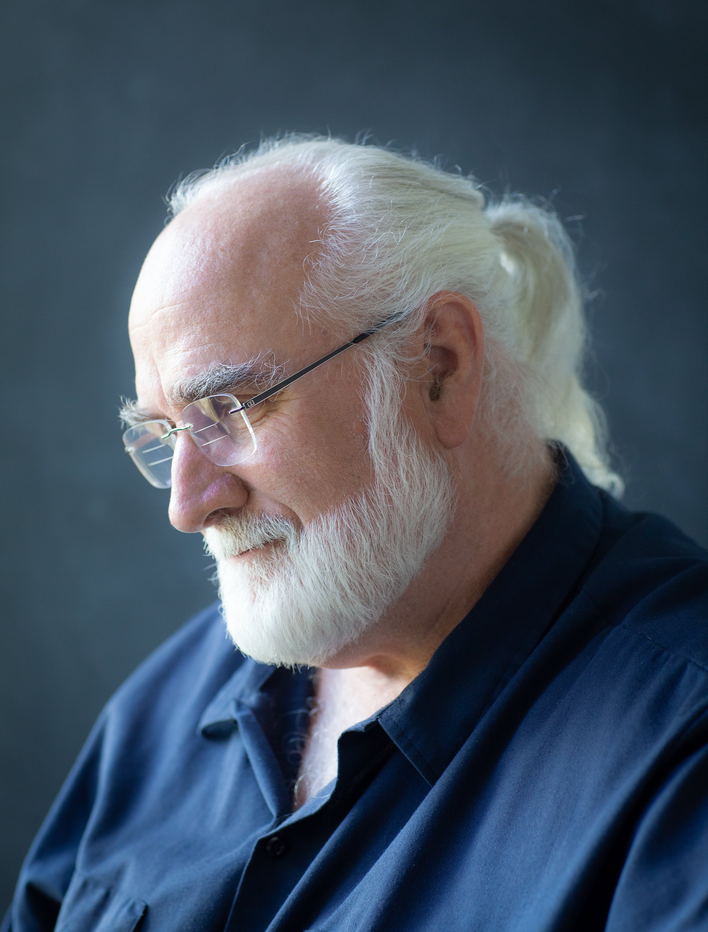 Headshot of author Peter Munro