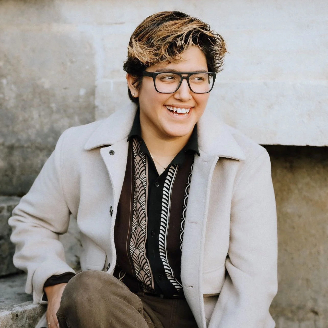 Headshot of author Lin Flores