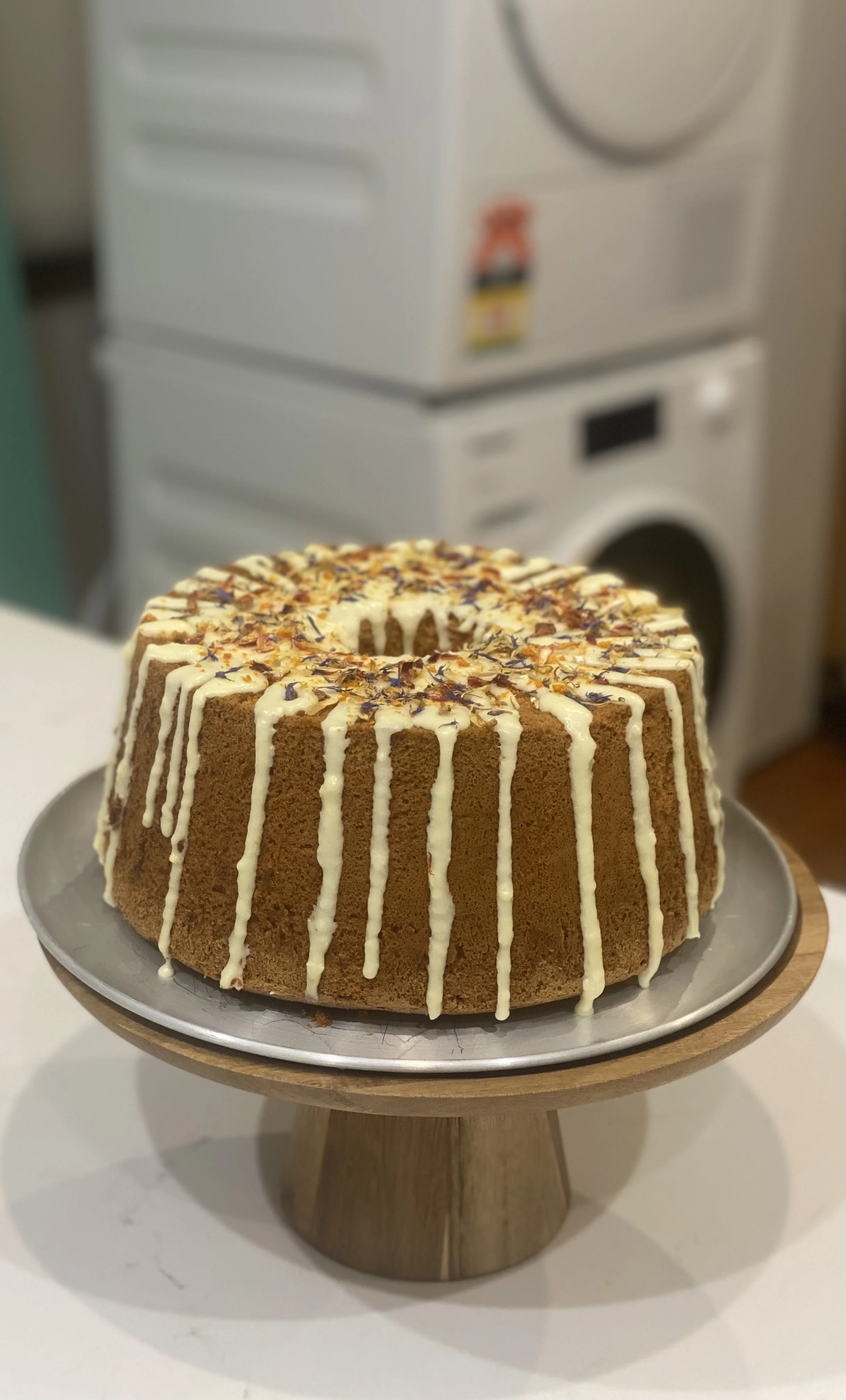 orange chiffon cake with passionfruit icing 