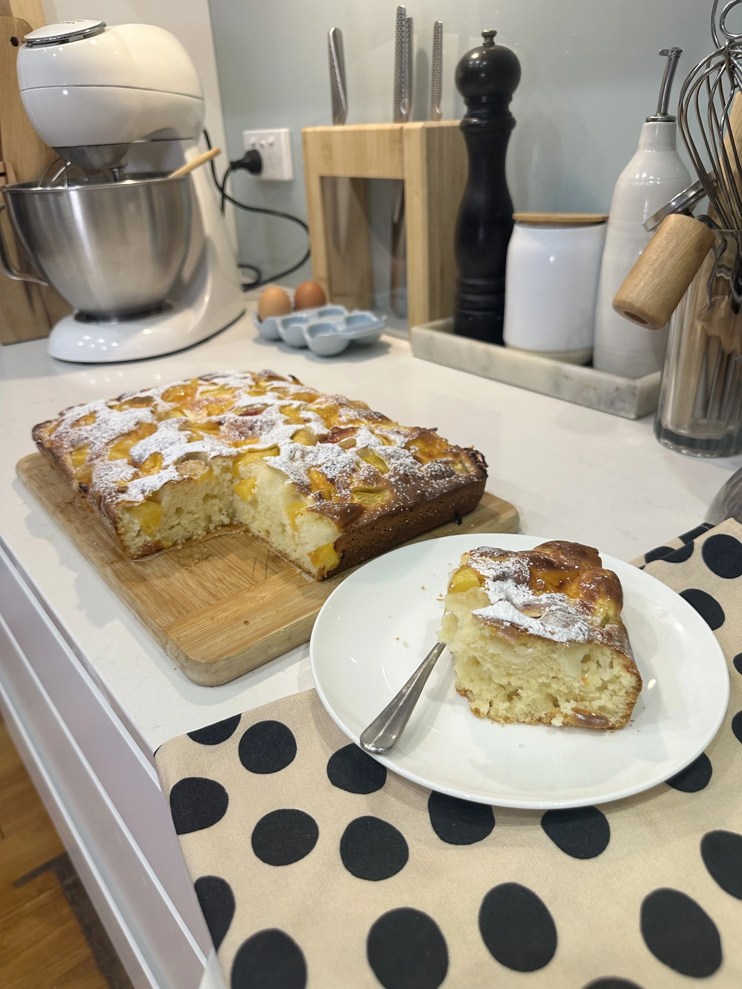 apricot slice cake