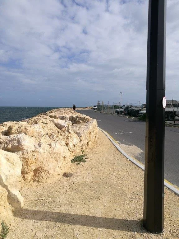 14. Hannah & South Mole P.jpg