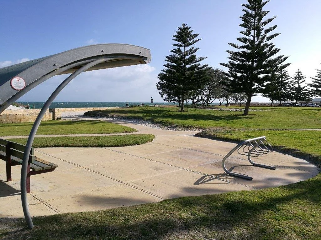 19. Daniel & South Beach L.jpg