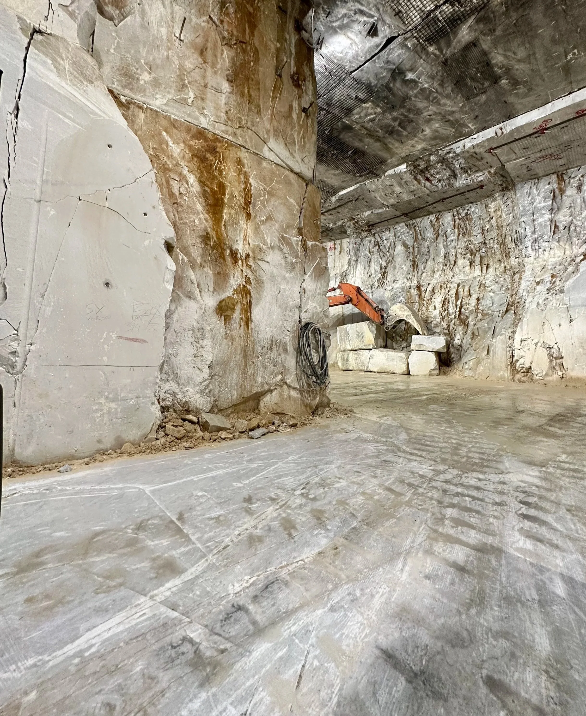 Italy nterior of Carrara marble quarries in the Apuan Alps, Tuscany, Italy’s world-famous white marble extraction site