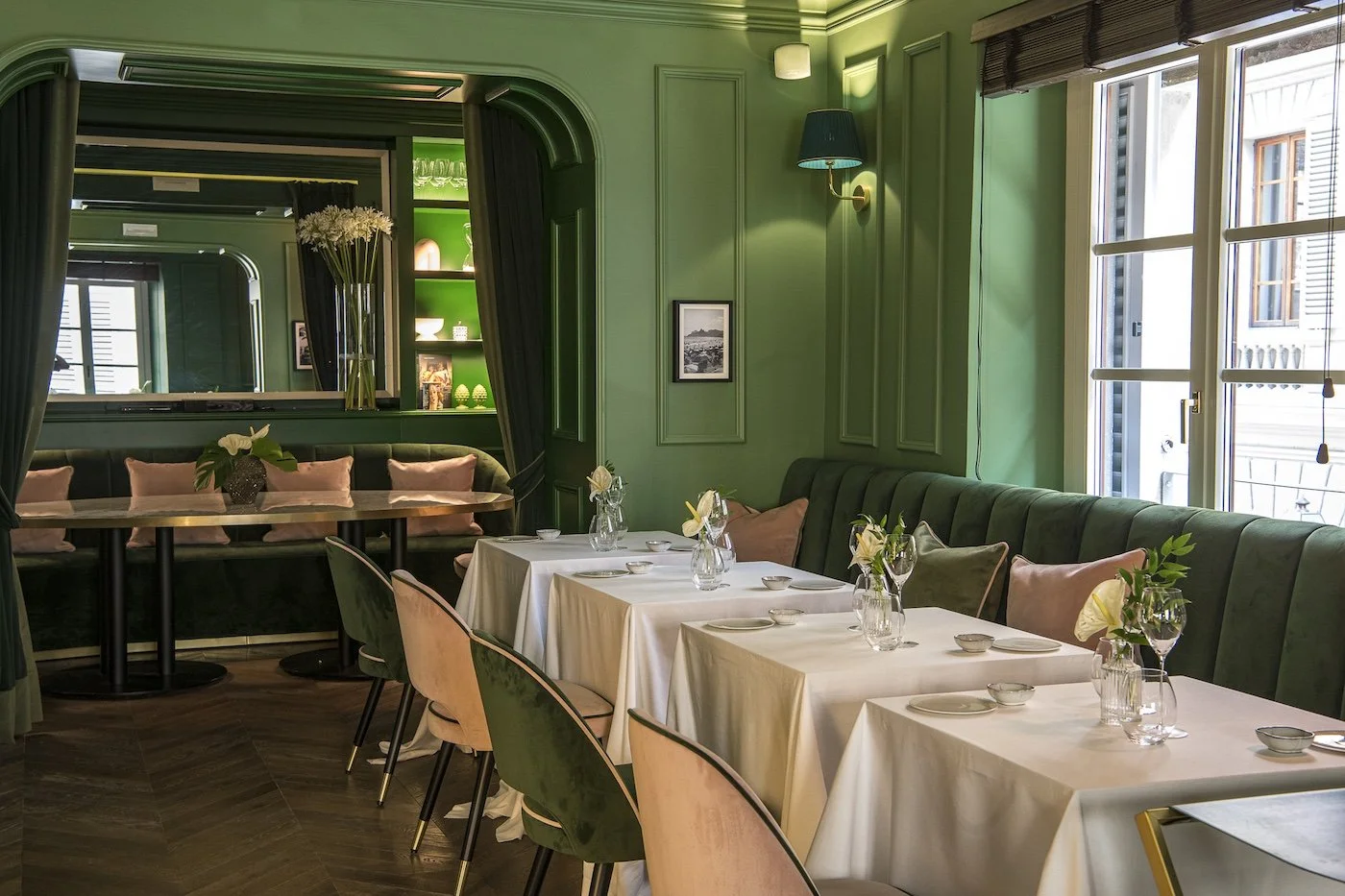 Luca’s at Hotel La Gemma Florence Italy fine-dining restaurant serving expertly cooked dishes balancing fresh seafood and slow-cooked specialties, ideal for travelers seeking convenient in-hotel dining