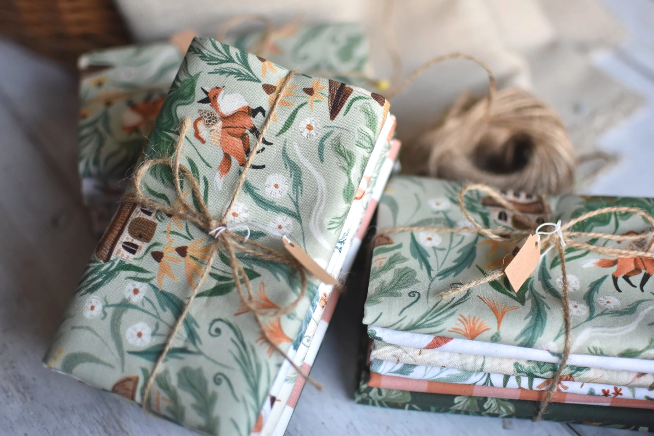 Fat Quarter Bundle - Country Mouse by Rae Ritchie