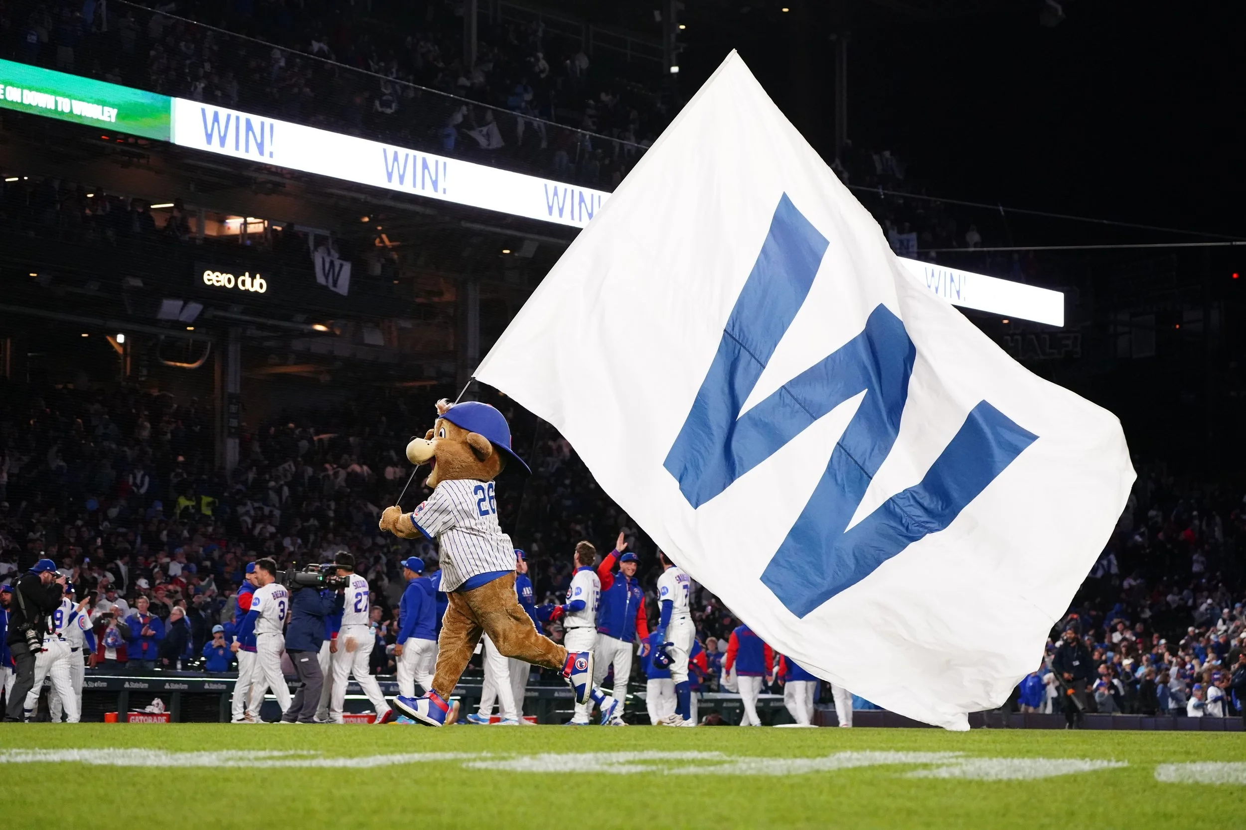 MLB