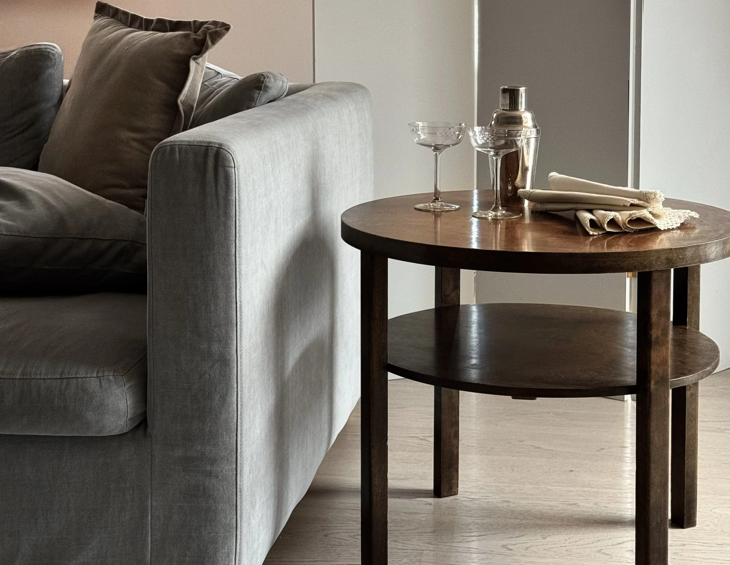 Stylish Cocktail Table, Art deco 30s SOLD