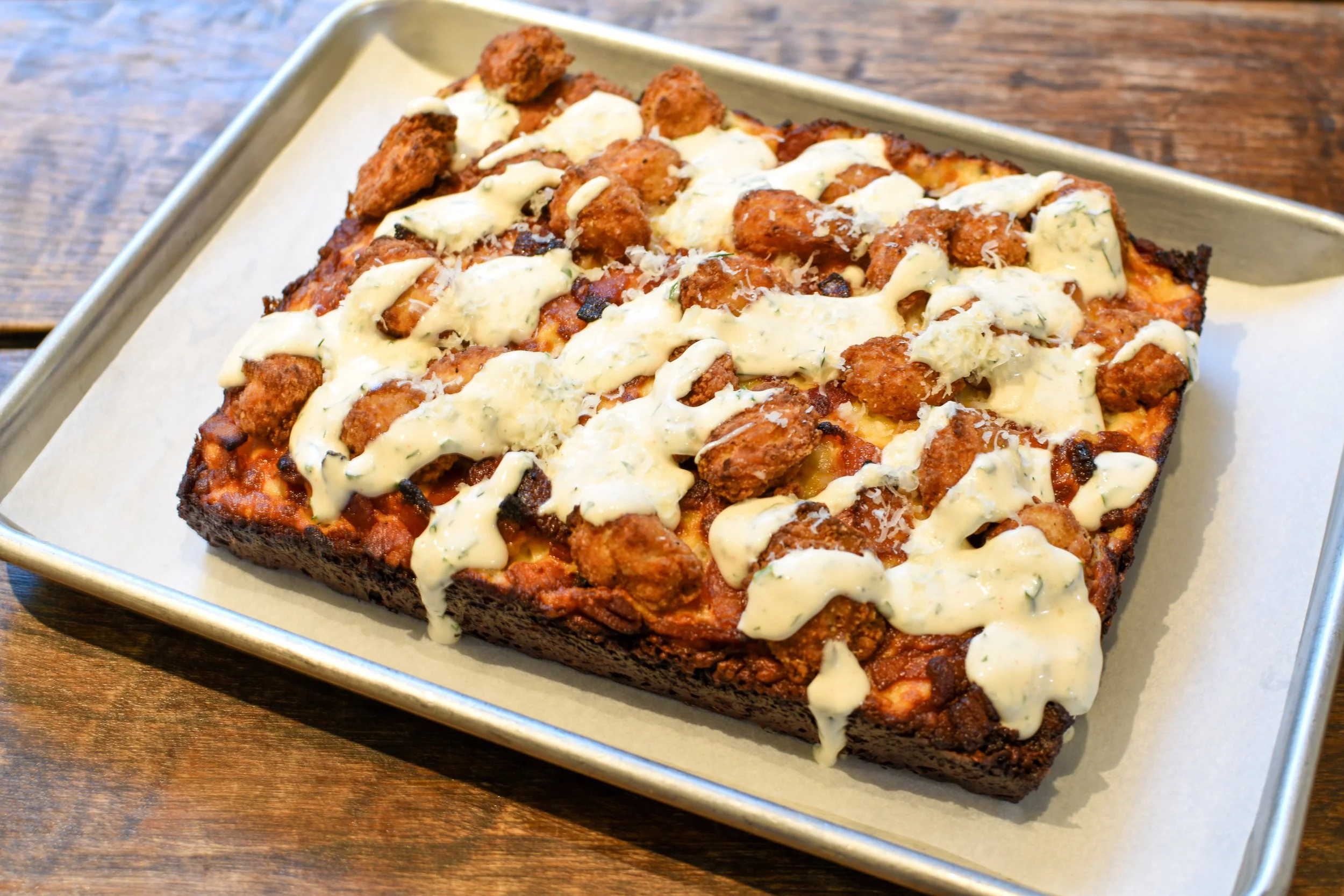 Fred's chicken, bacon, ranch pizza.