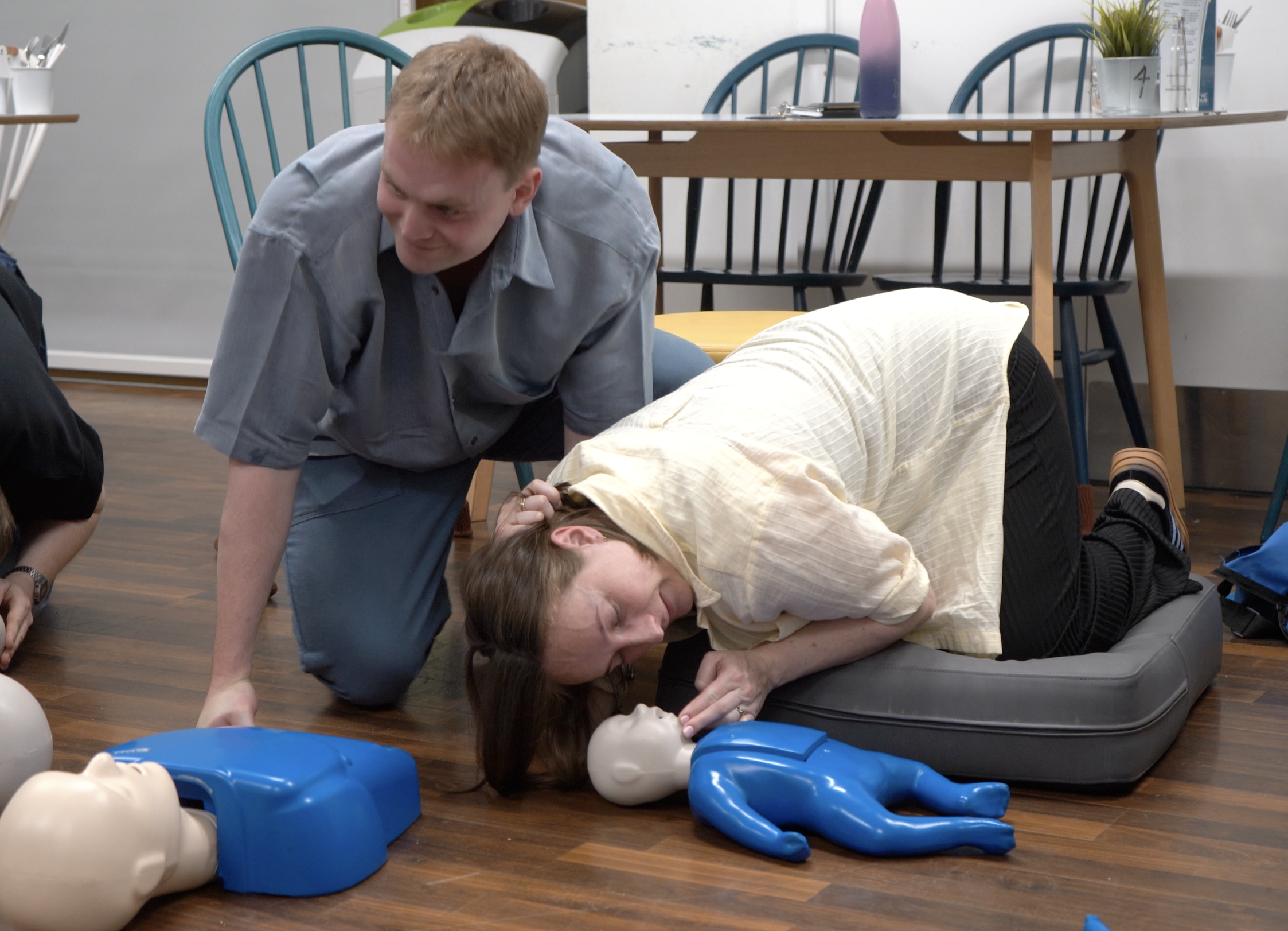 Expectant parents doing baby and toddler first aid in Bath