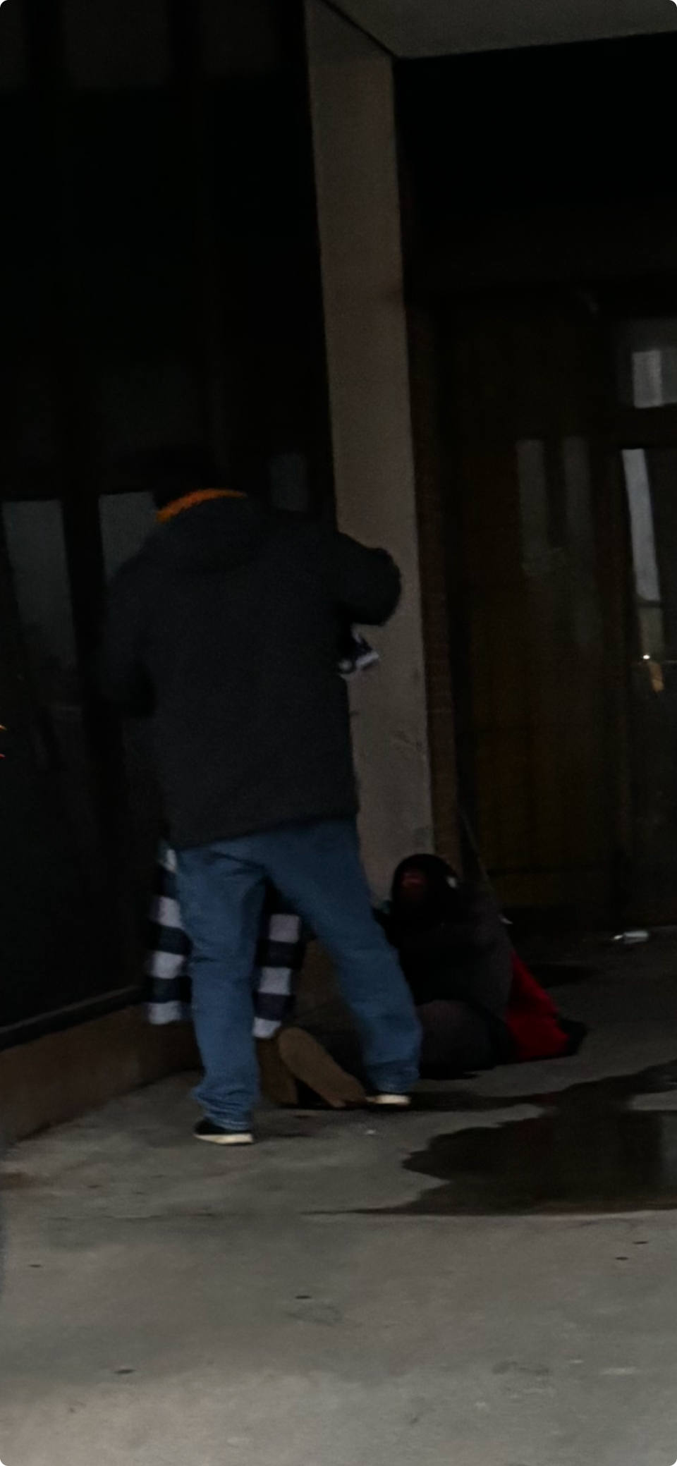 Coats and Blankets being given out at 627 4th ave N Texas City Tx 77590