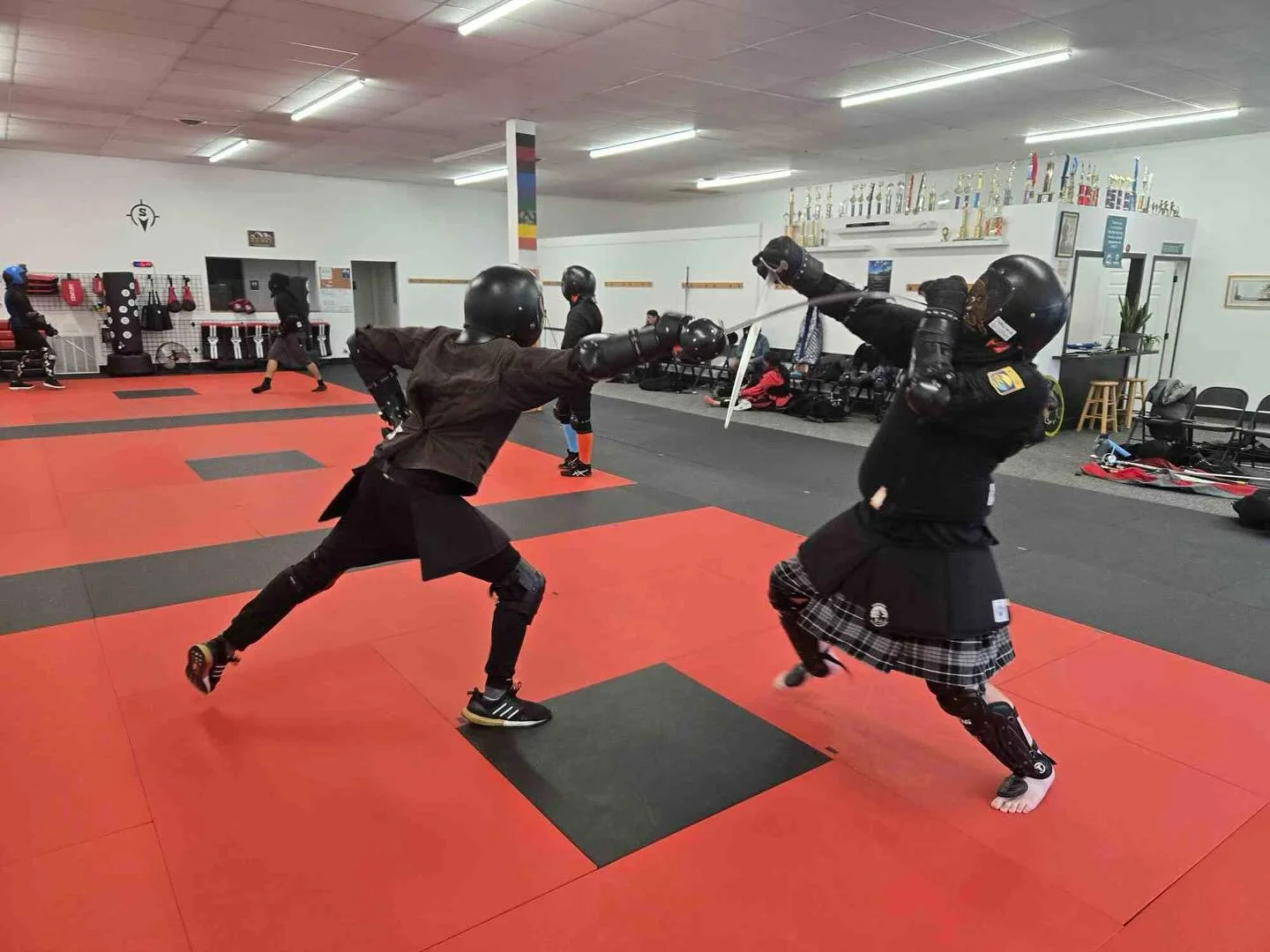 Some action photos from today’s sparring #longsword #messer #hema #bozeman