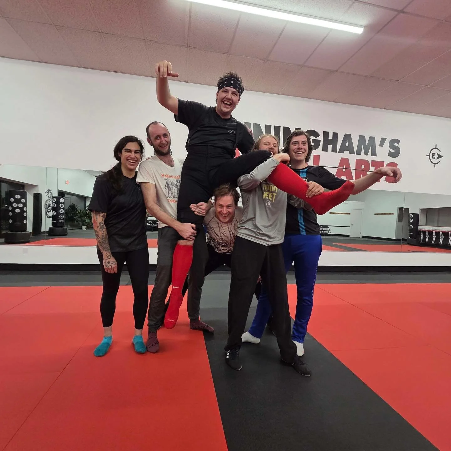 The tradition of hoisting a fencer in our club when they make elims for the first time was not forgotten, but simply delayed.
Congrats Rune on making it to round 2 of finals at SoCal unrated longsword.
Additional congrats to the six club members for 