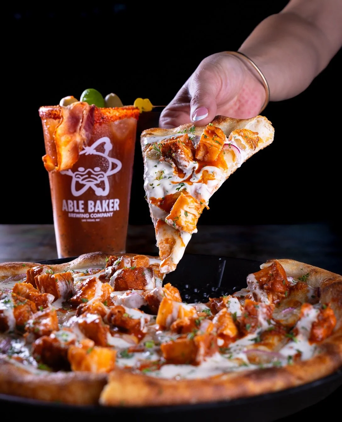 Come watch EVERY NFL game on today, grab a drink, and try our Buffalo Chicken Pizza, available on our Brunch Menu!

See ya soon! 🍻