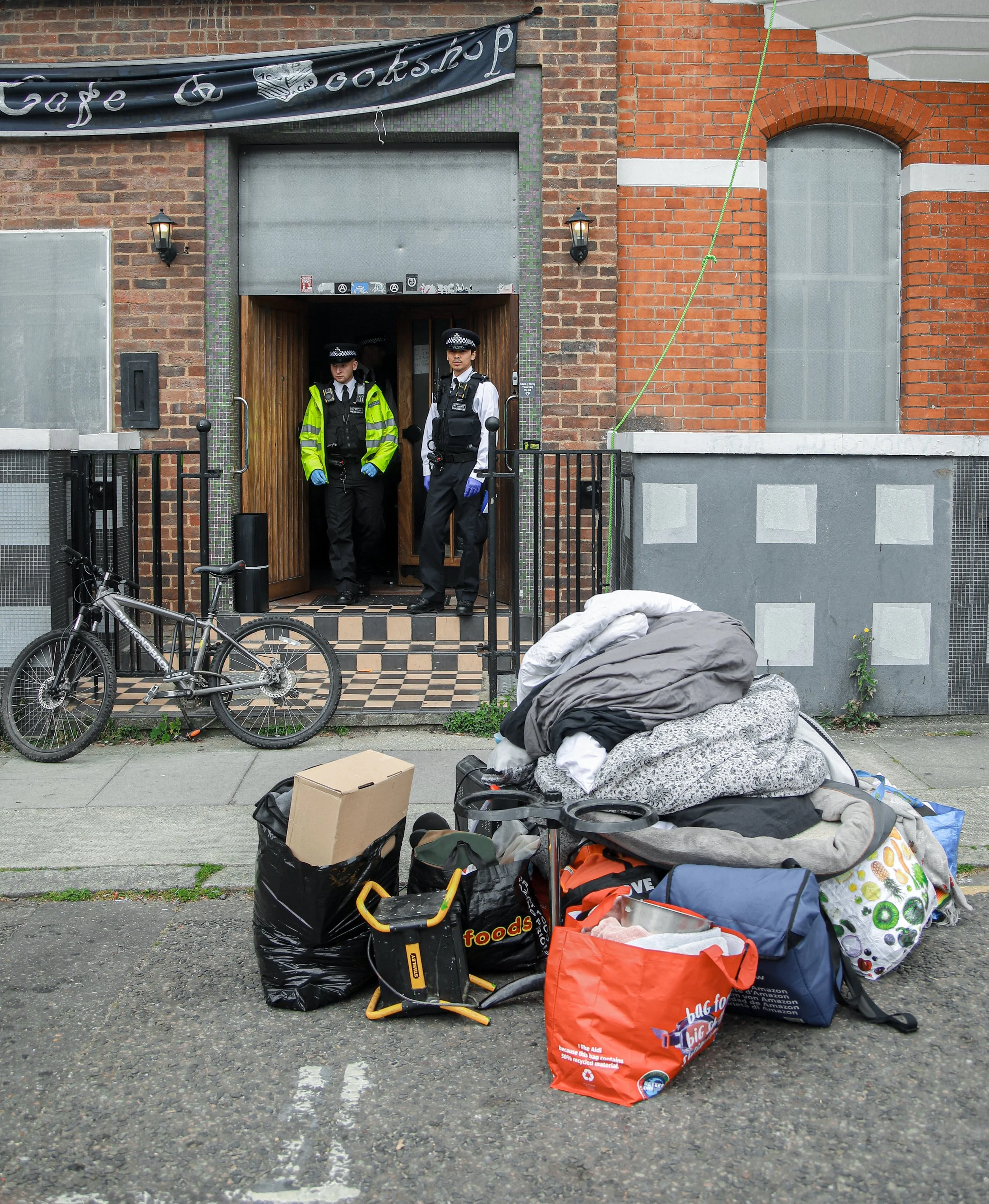 'Revelation 3:8' - 2023 illegal eviction of the Shadwell Autonomous Winter Shelter


"For 6 months we lived there, in that abandoned nunnery. The last time I ever layed eyes upon my home was with my belongings scattered across the street, my friends 