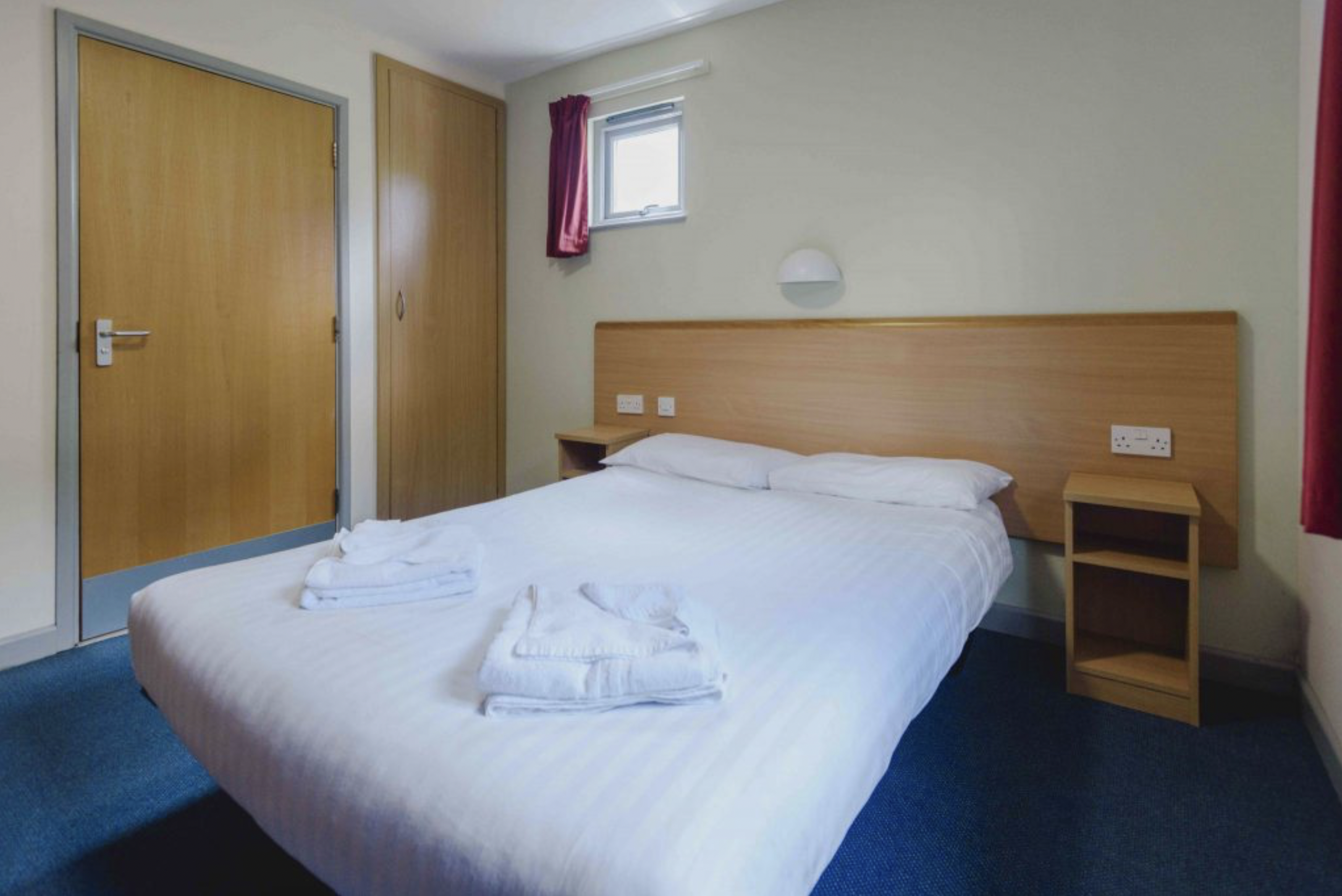 Penryn Campus - double en-suite room