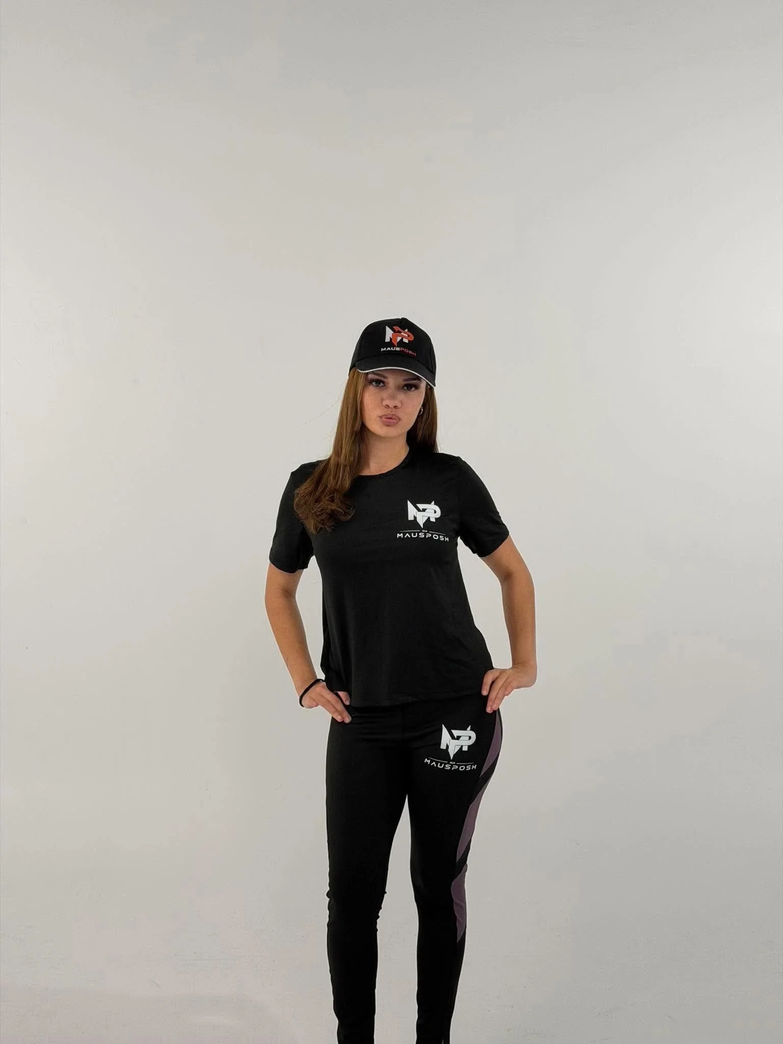 Sports Women Solid Crew Neck Knit Tank Top (3 pieces set)