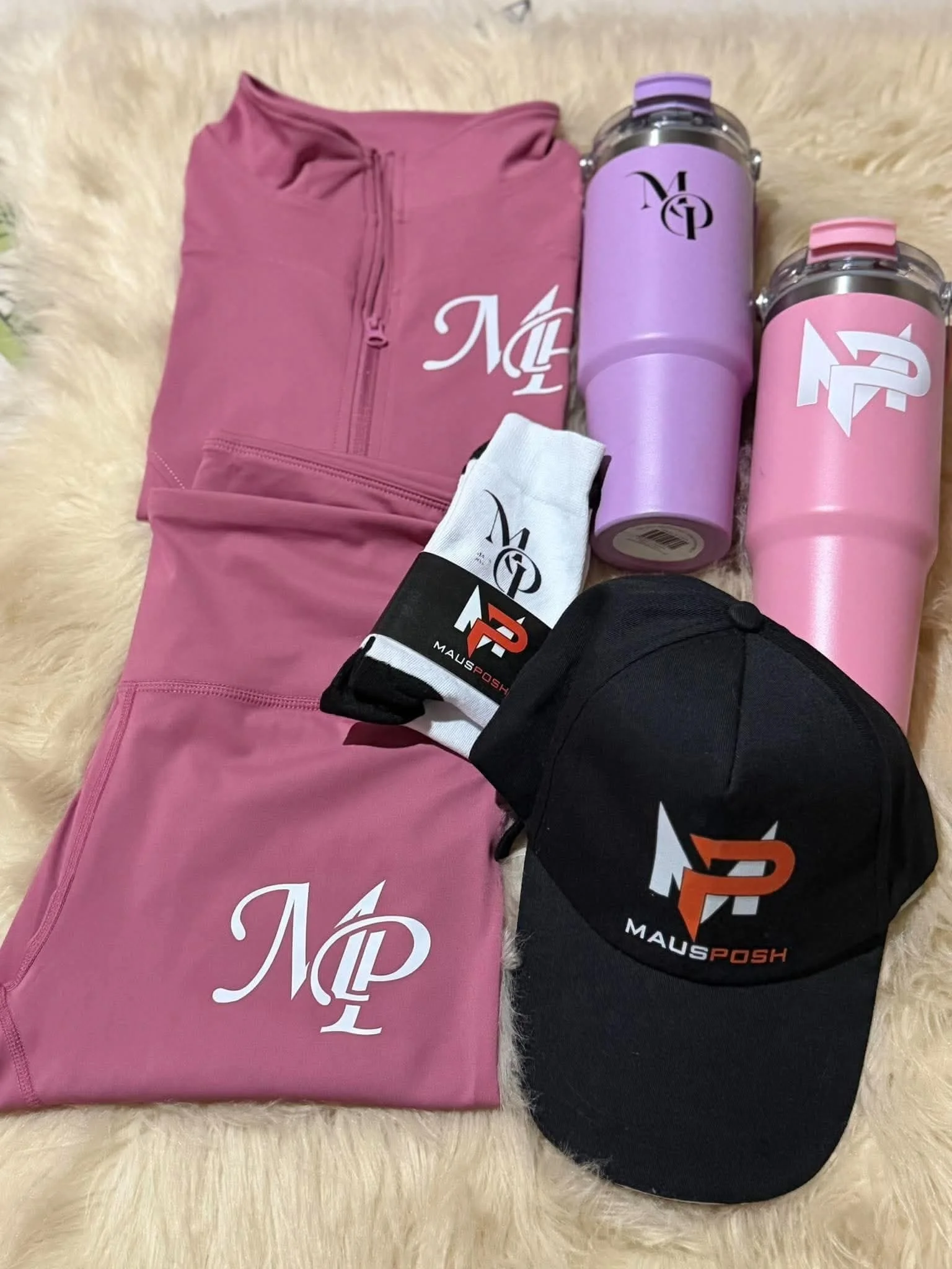 Women's bold luxe essential pack