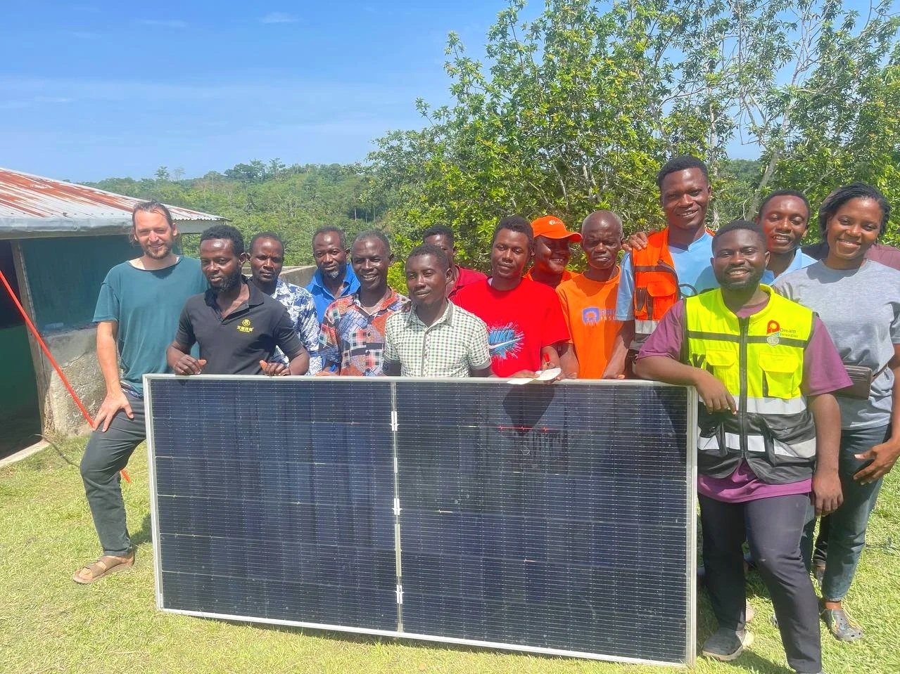 Solar Power Installed for Five Rural Health Clinics                                                                           Improving vaccine provision, healthcare delivery and staff wellbeing