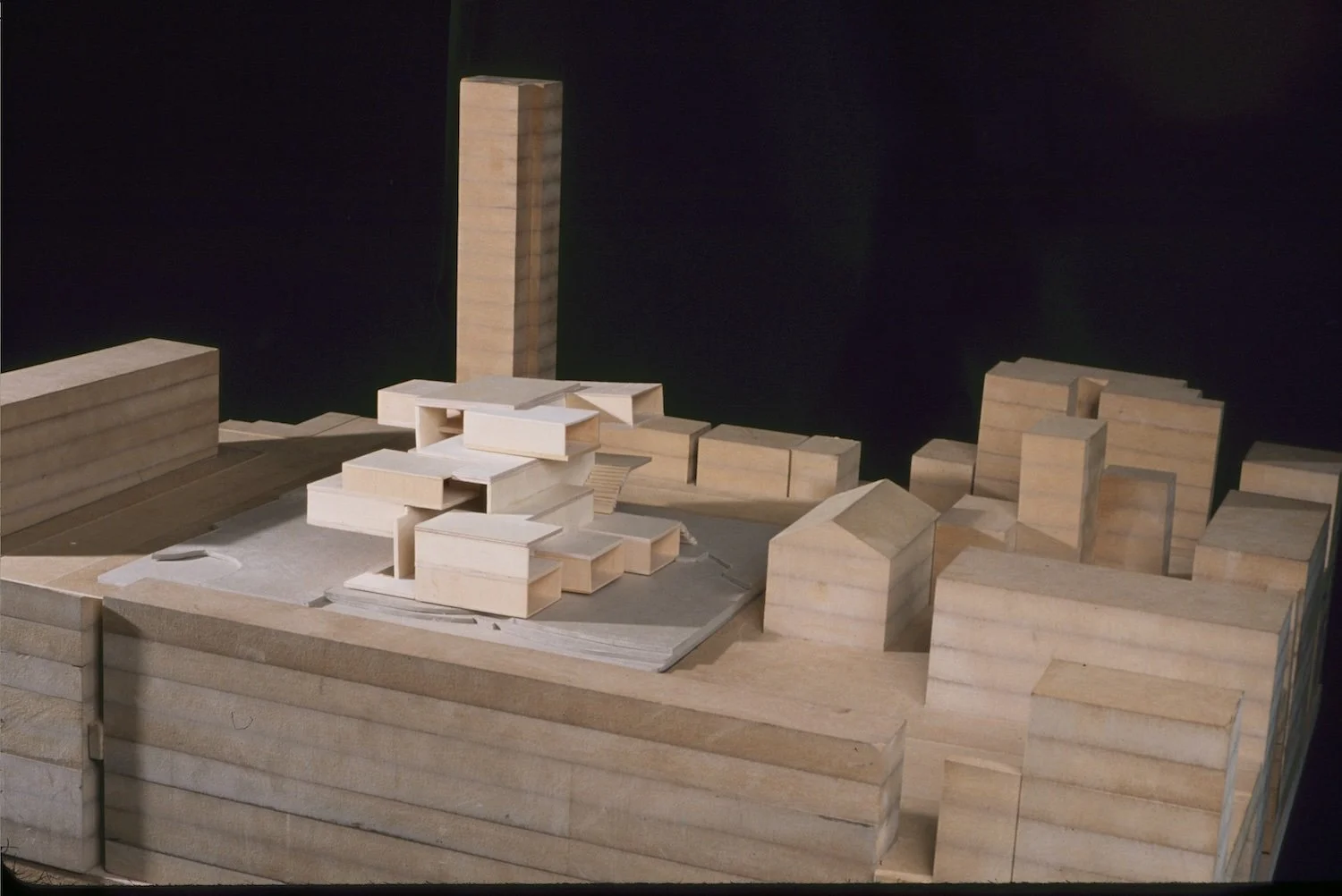 Design 202 (Fall 2002) | Elementary School in Brooklyn, New York - Professor: Yama Karim - View 3