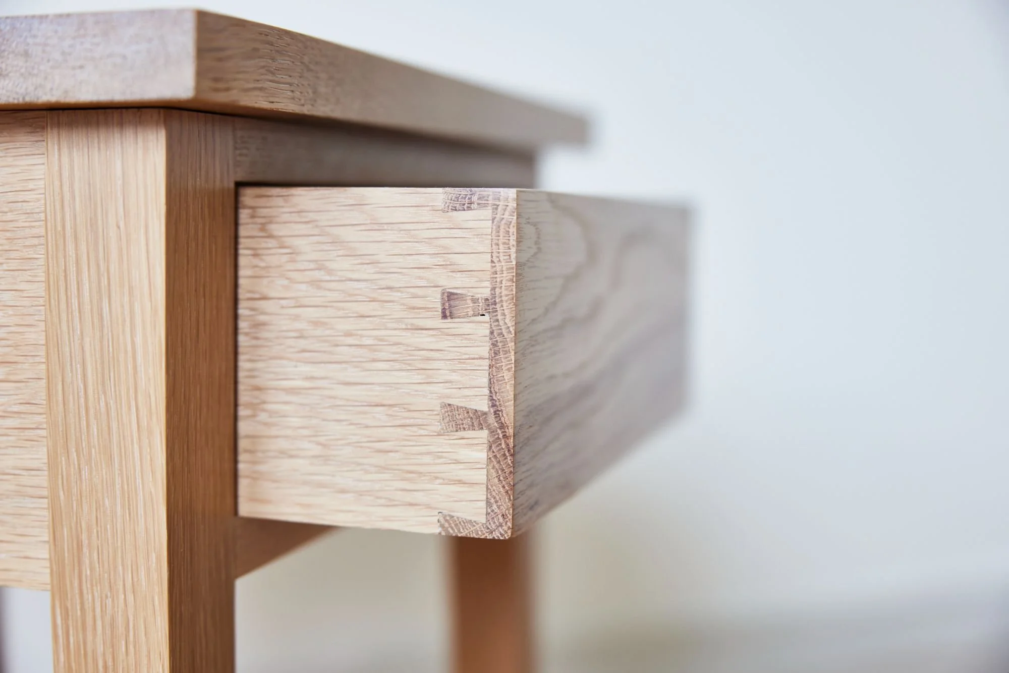Handcut dovetail drawer in solid oak made by a bespoke furniture workshop near the cotwolds