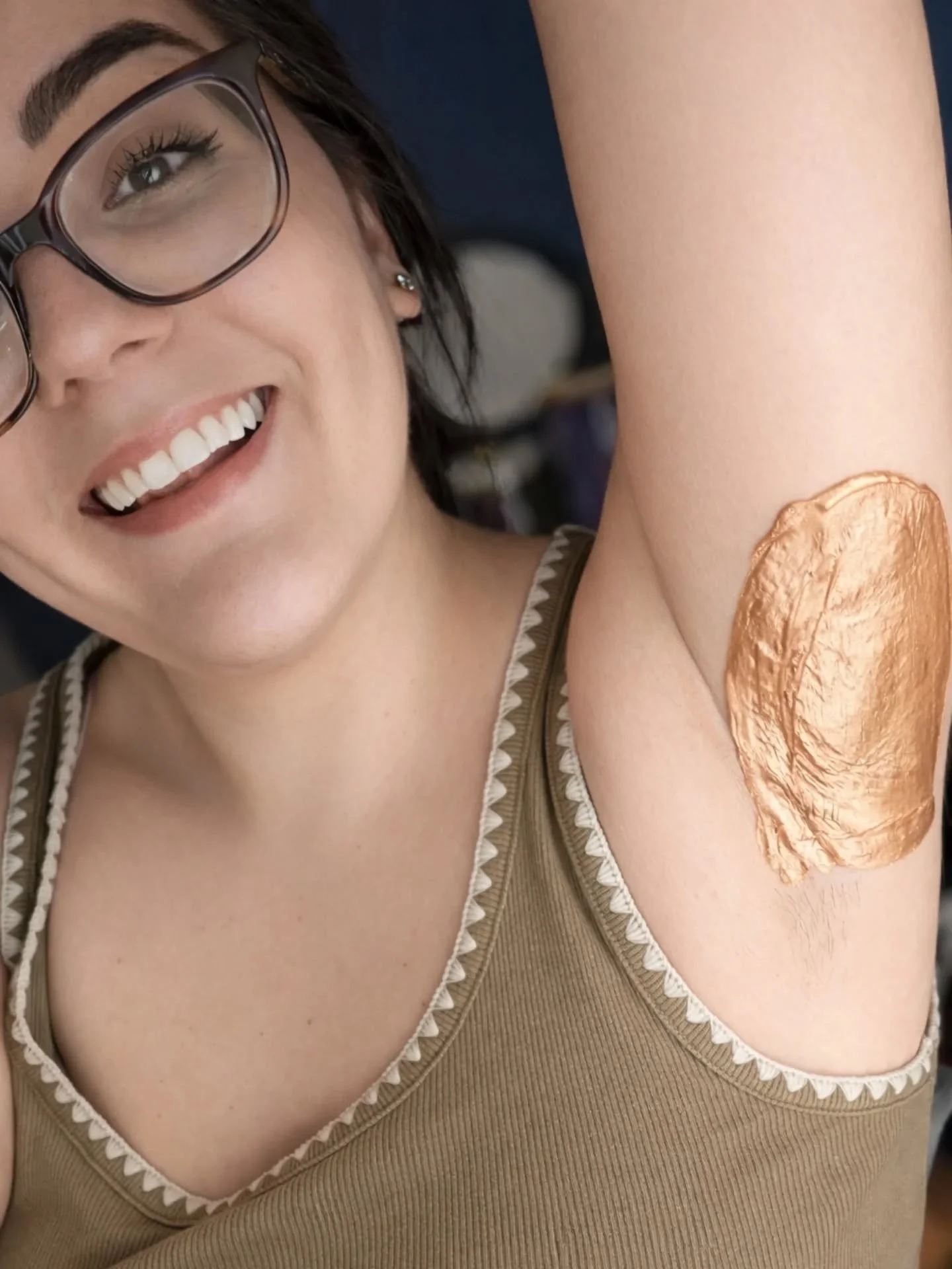 Great news, ladies the warmer weather is back 🎉🙌🏻🎉

You know what that means&hellip; sleeveless season is HERE
Let&rsquo;s ditch the underarm stubble that comes back by dinner 😅 

📆Booking info in Bio

📍 Find me at 941 Lehman Ave, Suite 104, B