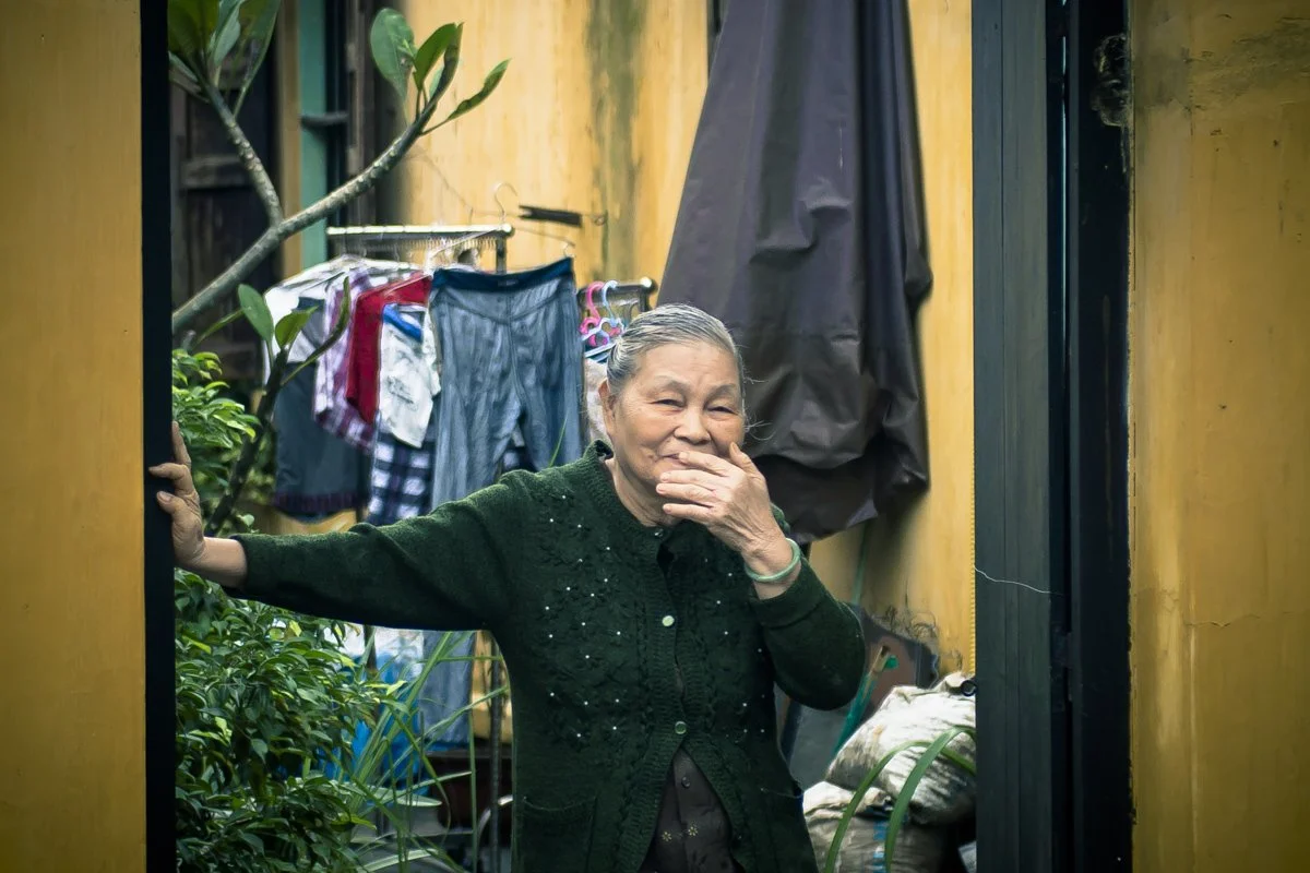 I SAW HER IN HOI AN, VIETNAM.