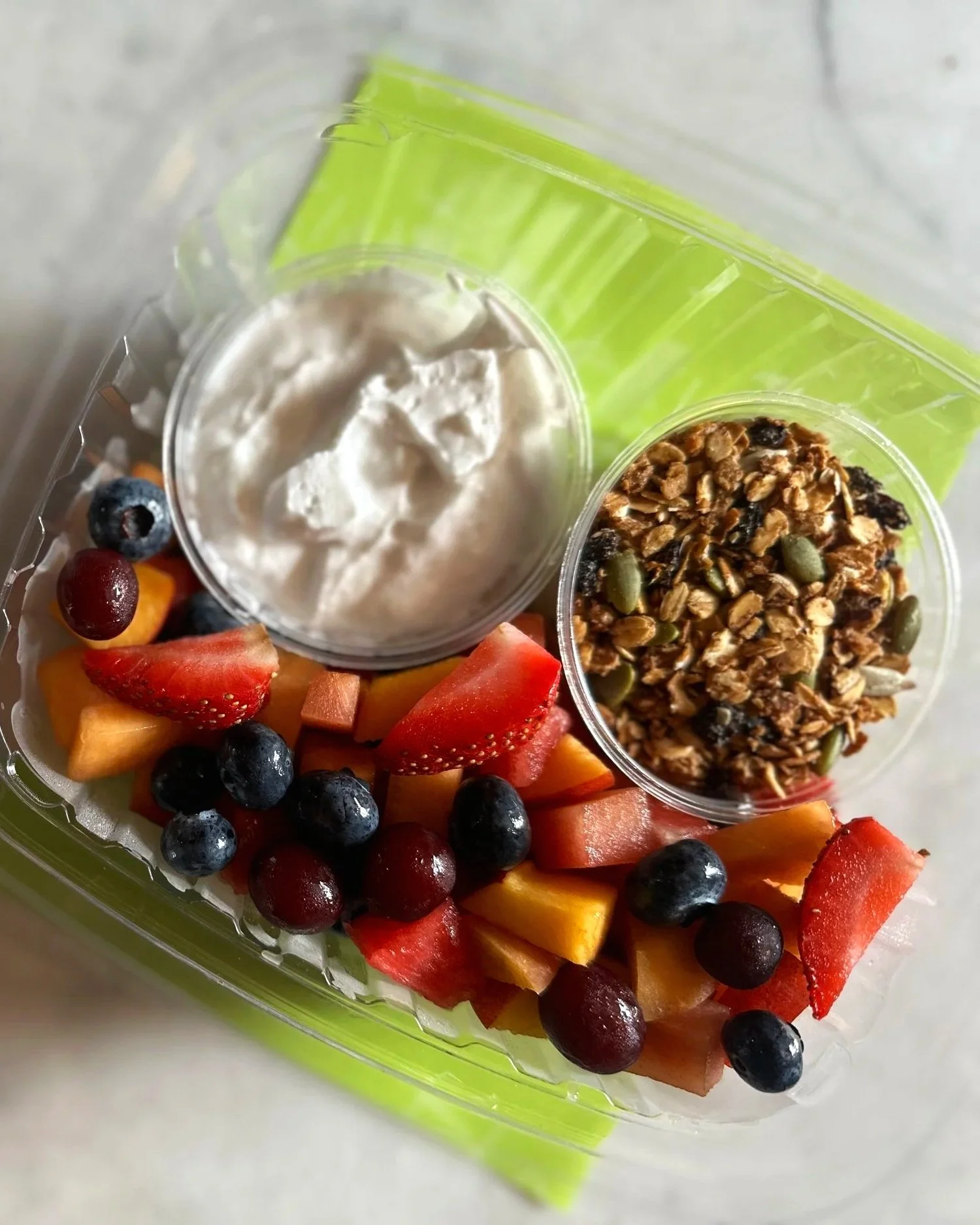 coconut yogut parfait