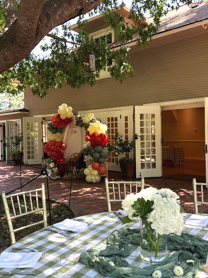 Outdoor Baby Shower Décor | Elegant Balloon & Floral Styling in Palo Alto