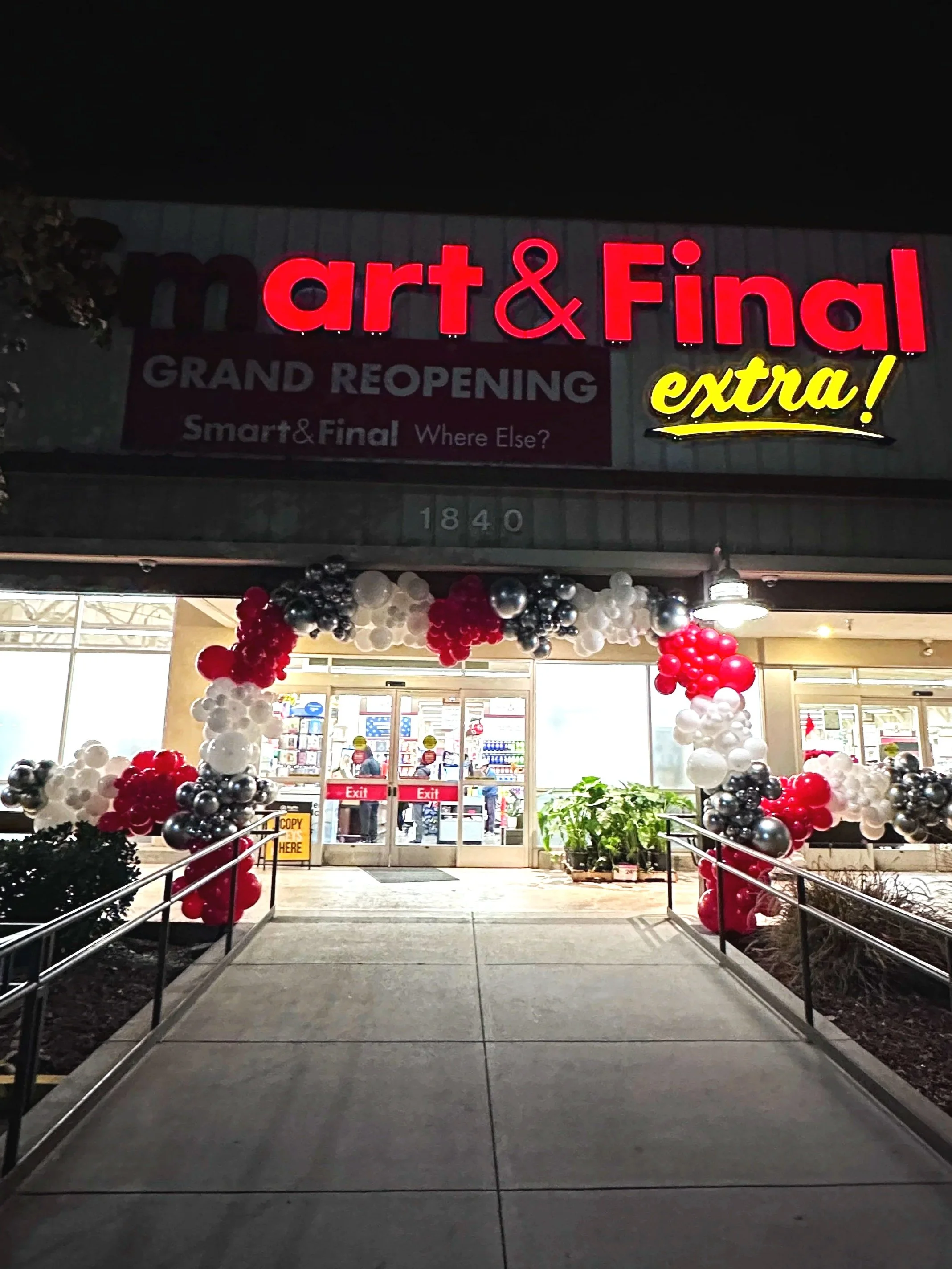 Smart & Final Grand Opening | Balloon Arch Bay Area