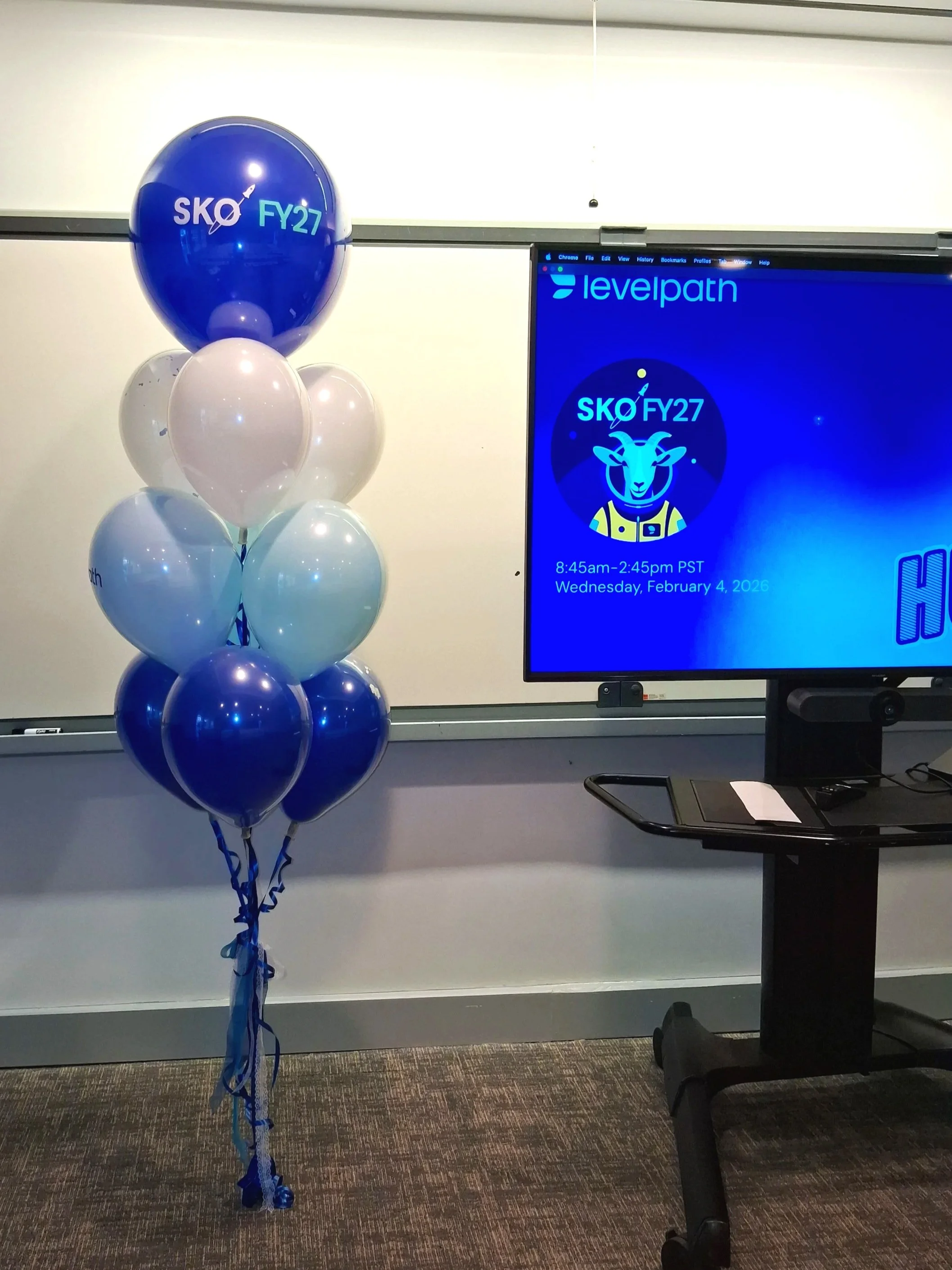 Corporate Helium Balloon Bouquet | Sonoma Event