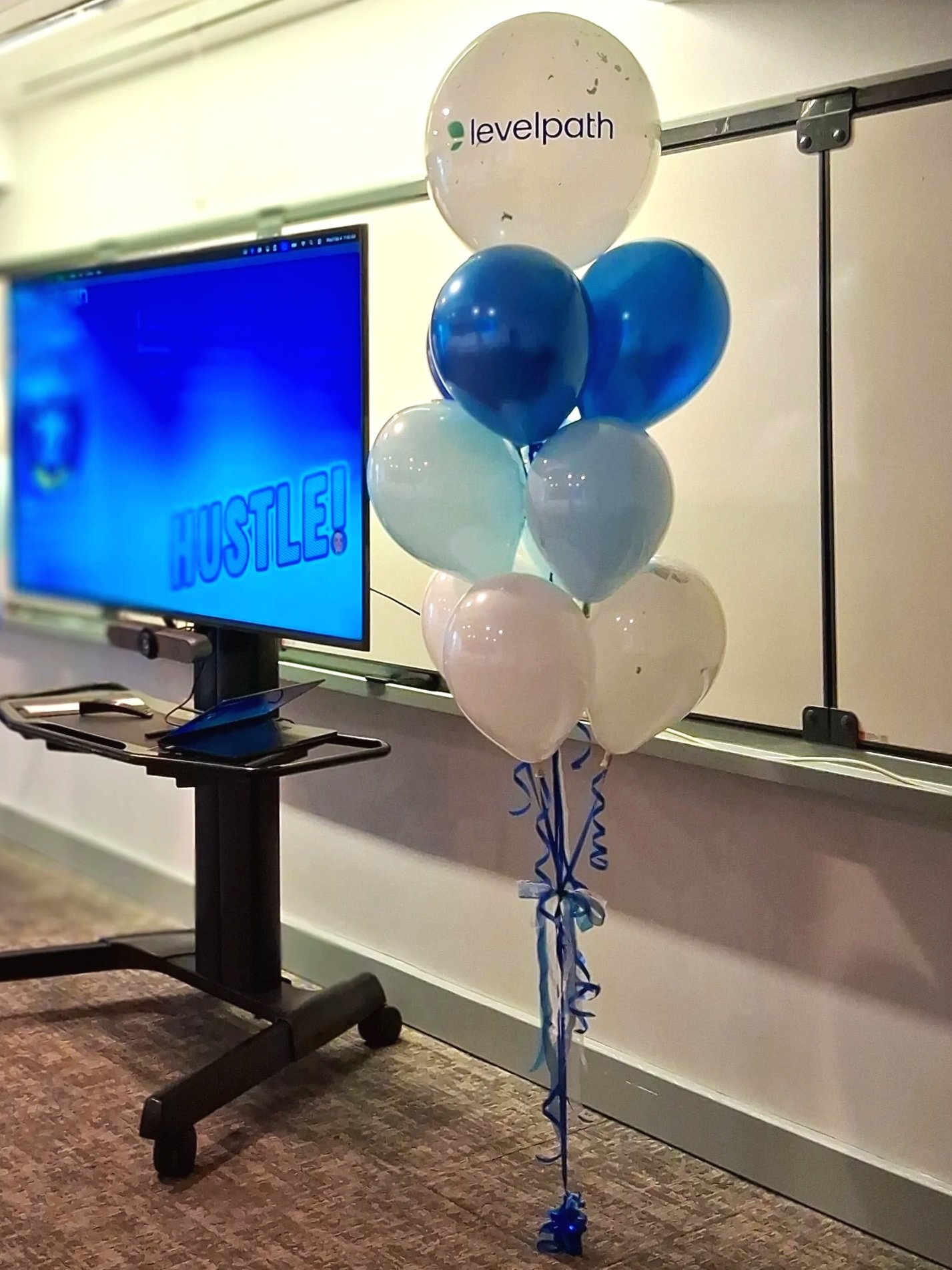 Corporate Helium Balloon Bouquet | Sonoma Event