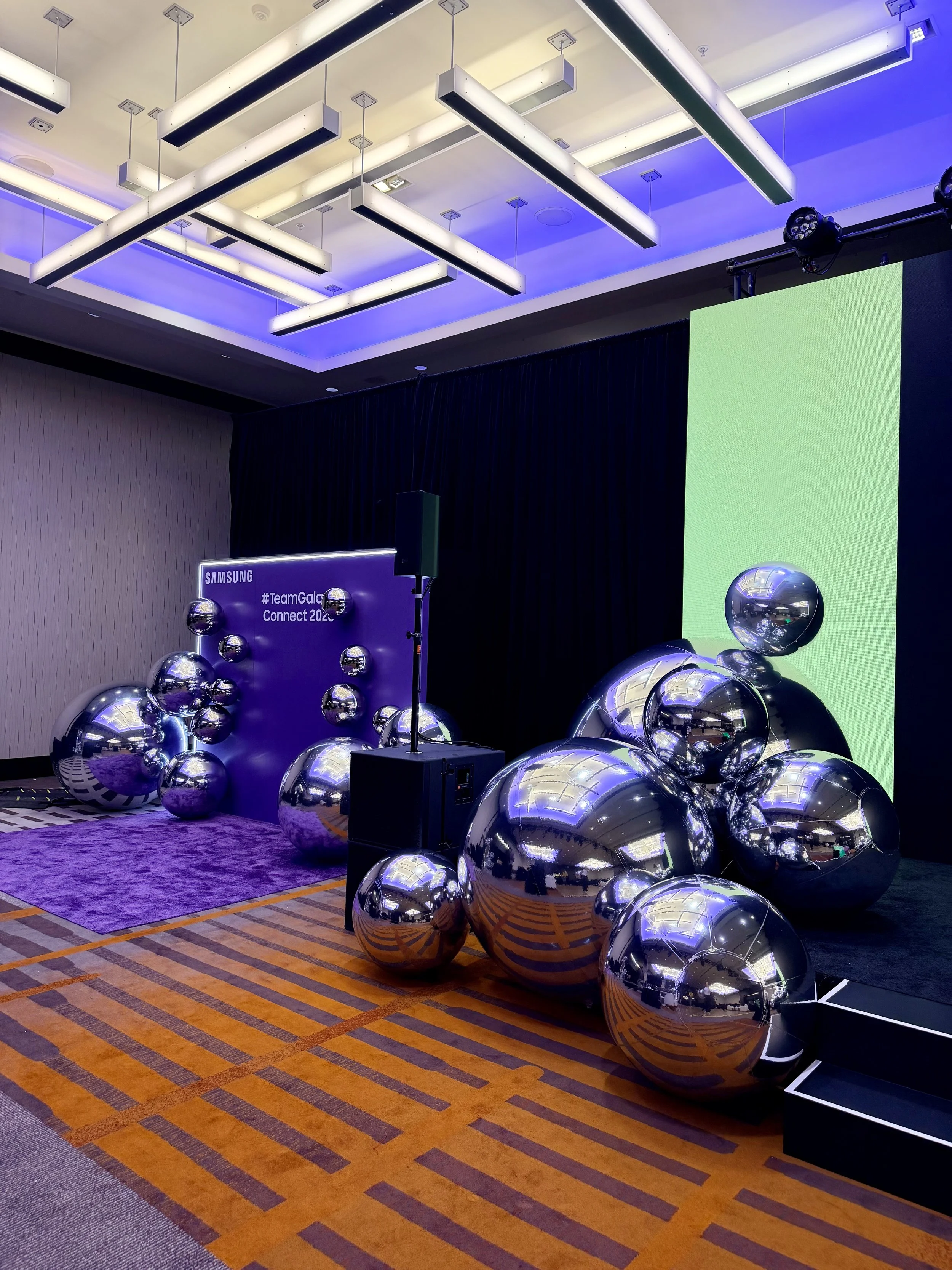 Balloon Décor for Office Celebrations and Company Milestones