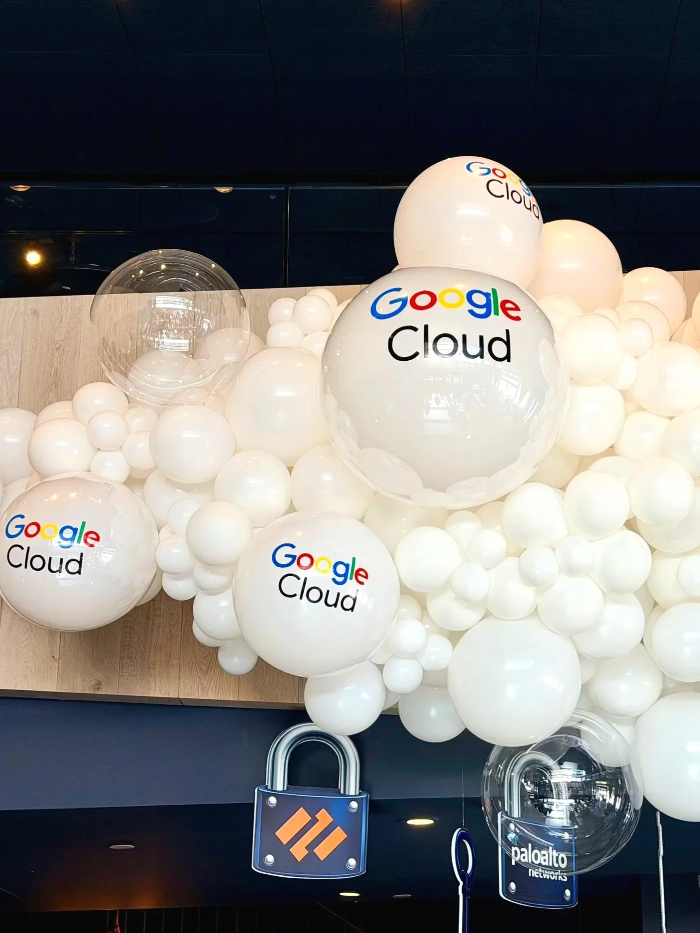 high-end-corporate-event-balloon-decor-san-francisco-luxury-installation.jpg5.jpg