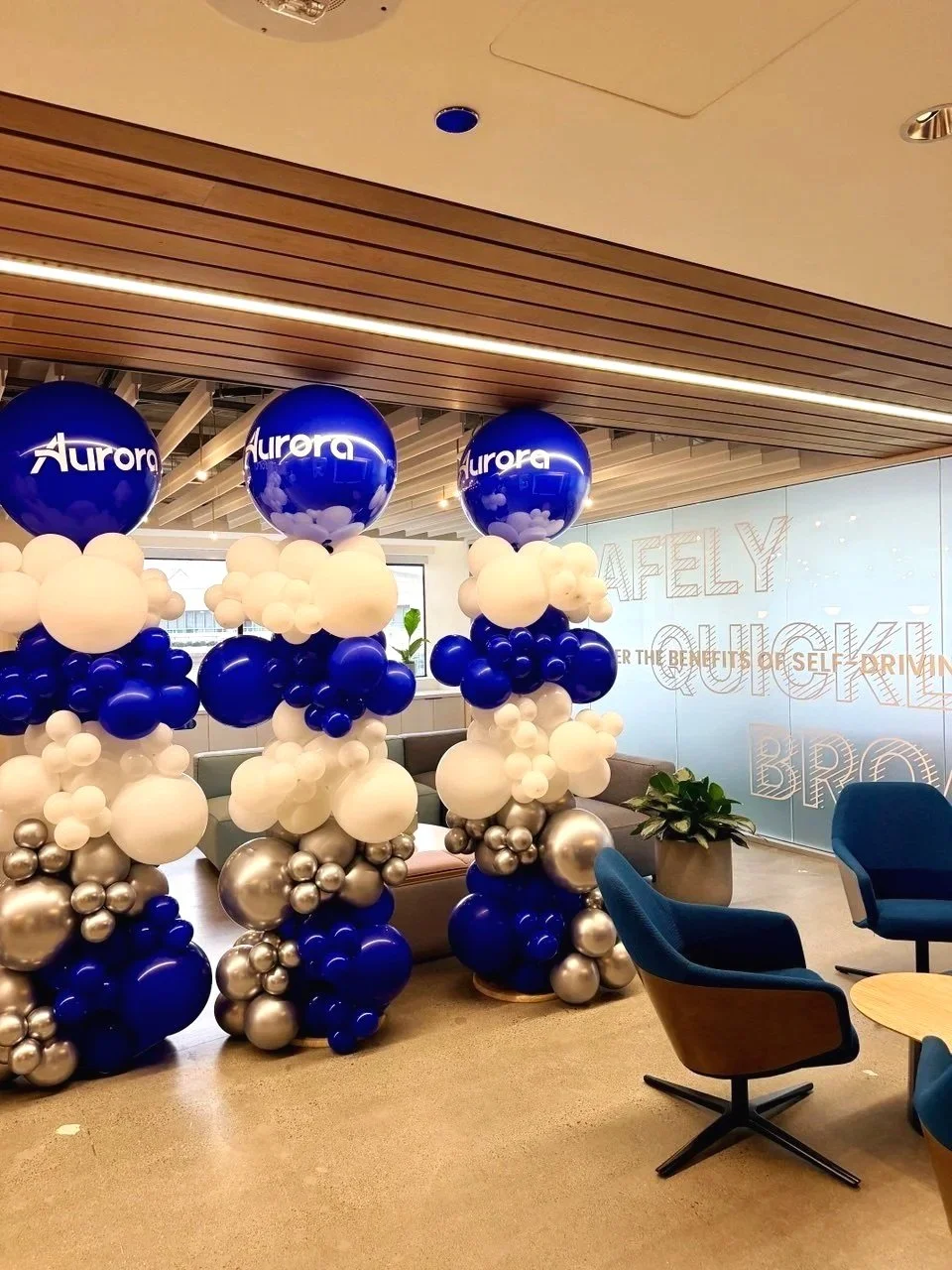 Aurora Innovation Corporate Event Balloon Columns