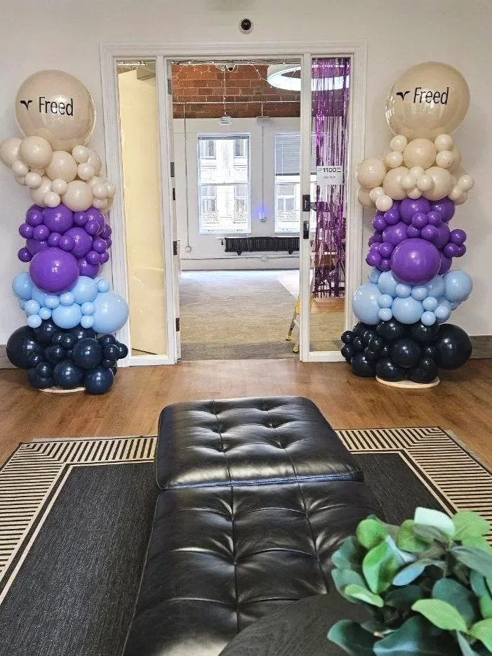 Freed Corporate Office Balloon Columns