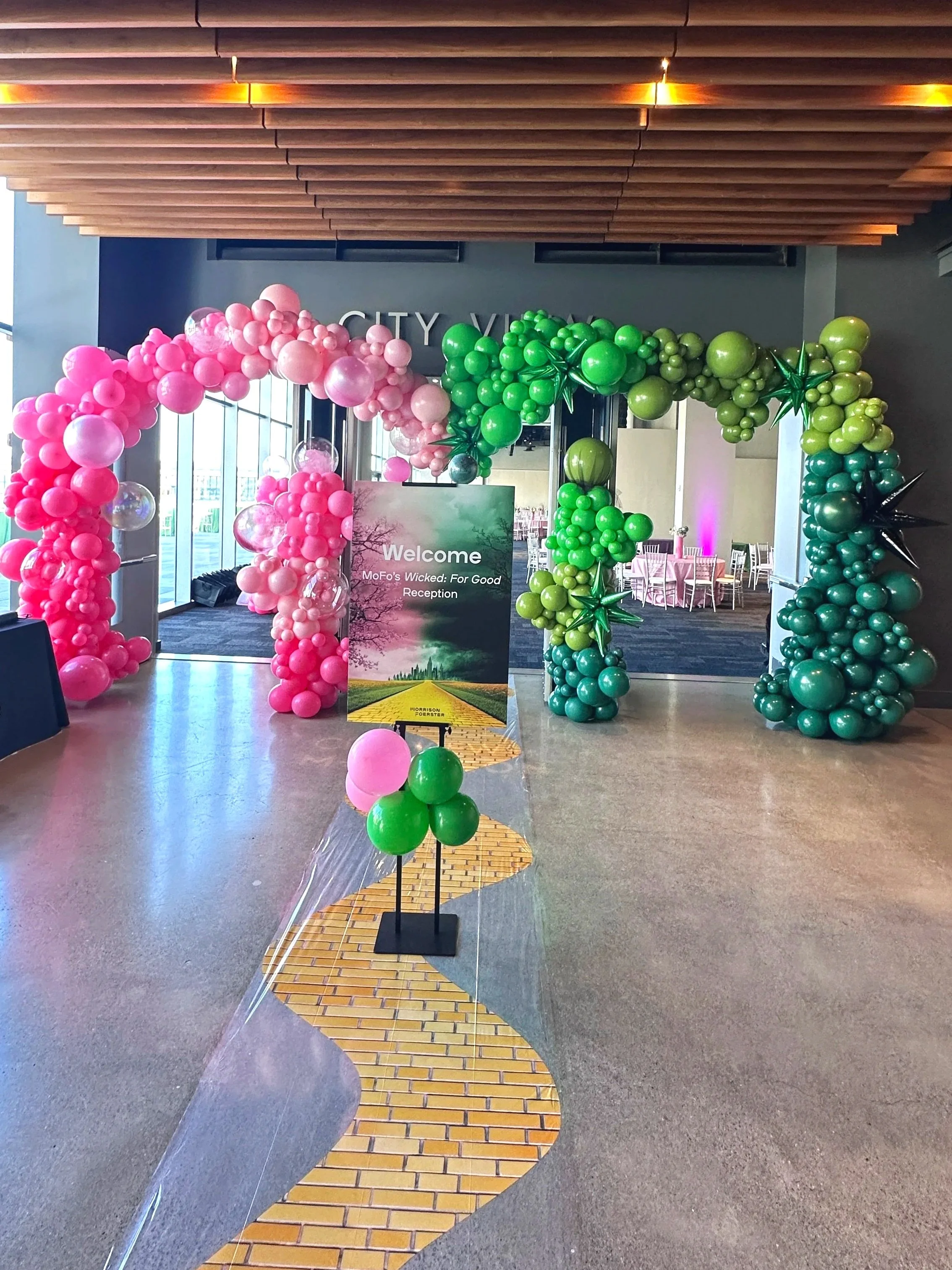 corporate-event-balloon-arch-wizard-of-oz-san-francisco.jpg
