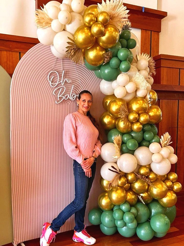 1-balloon garlands.jpg