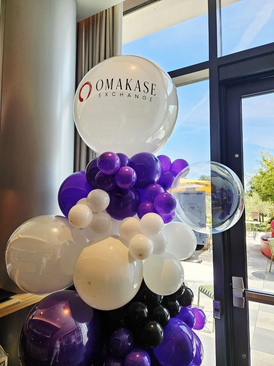 Omakase Exchange Corporate Event Balloon Column
