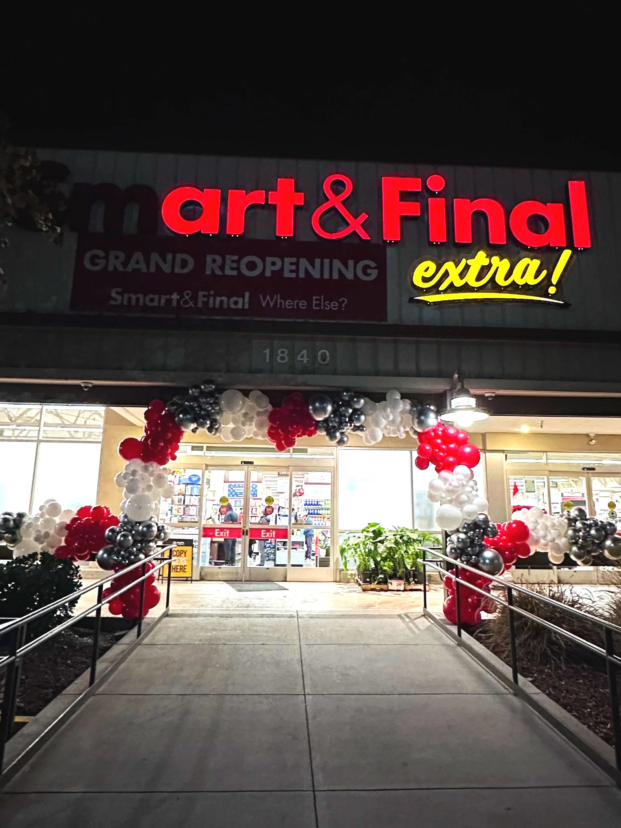 Smart & Final Grand Opening | Balloon Arch Bay Area
